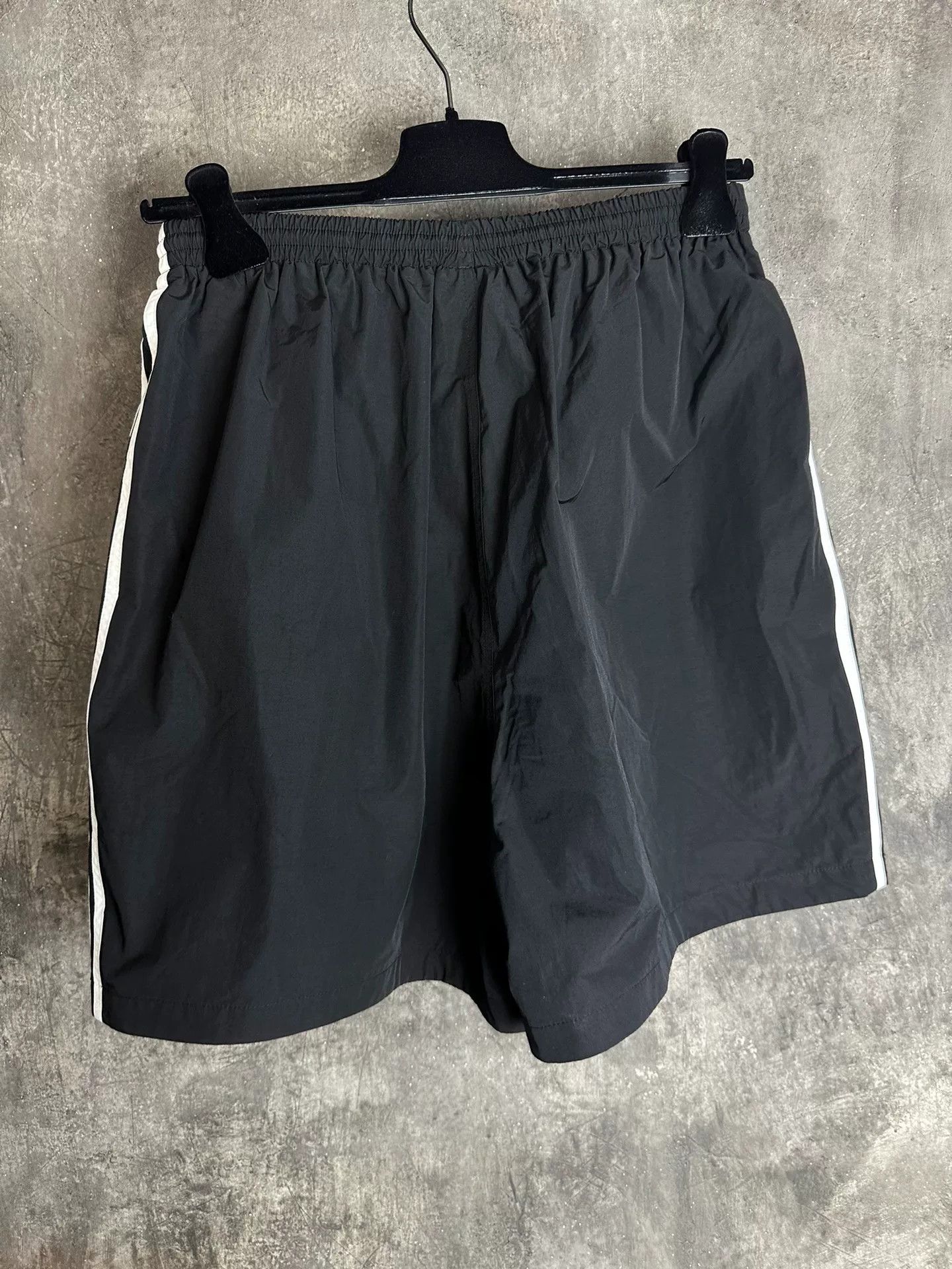 Balenciaga Balenciaga x Adidas Striped Nylon Shorts 50 Size US 34 / EU 50 - 4 Thumbnail