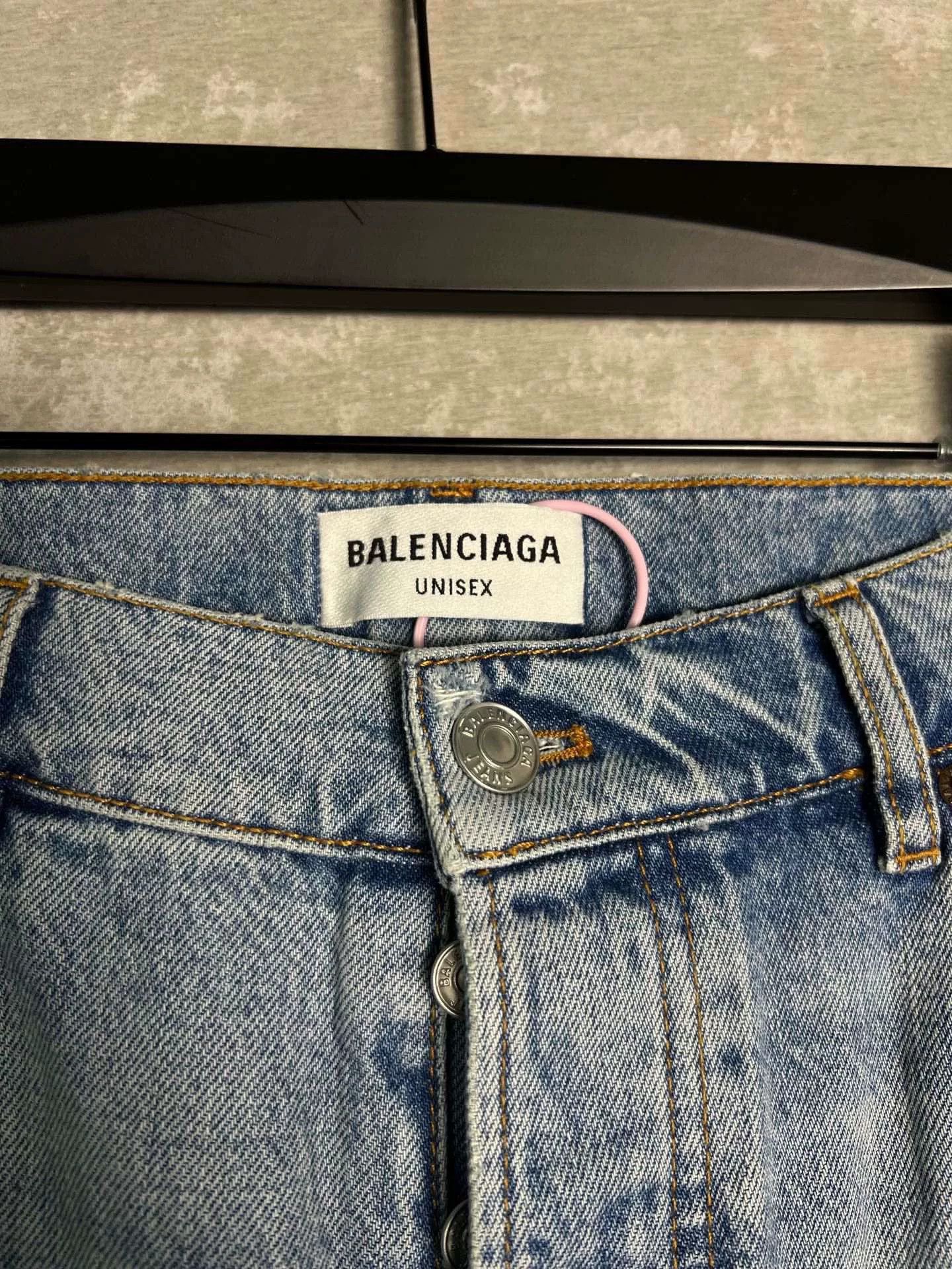 Balenciaga Balenciaga Destroyed Water Washed Denim 28 Size US 28 / EU 44 - 3 Thumbnail