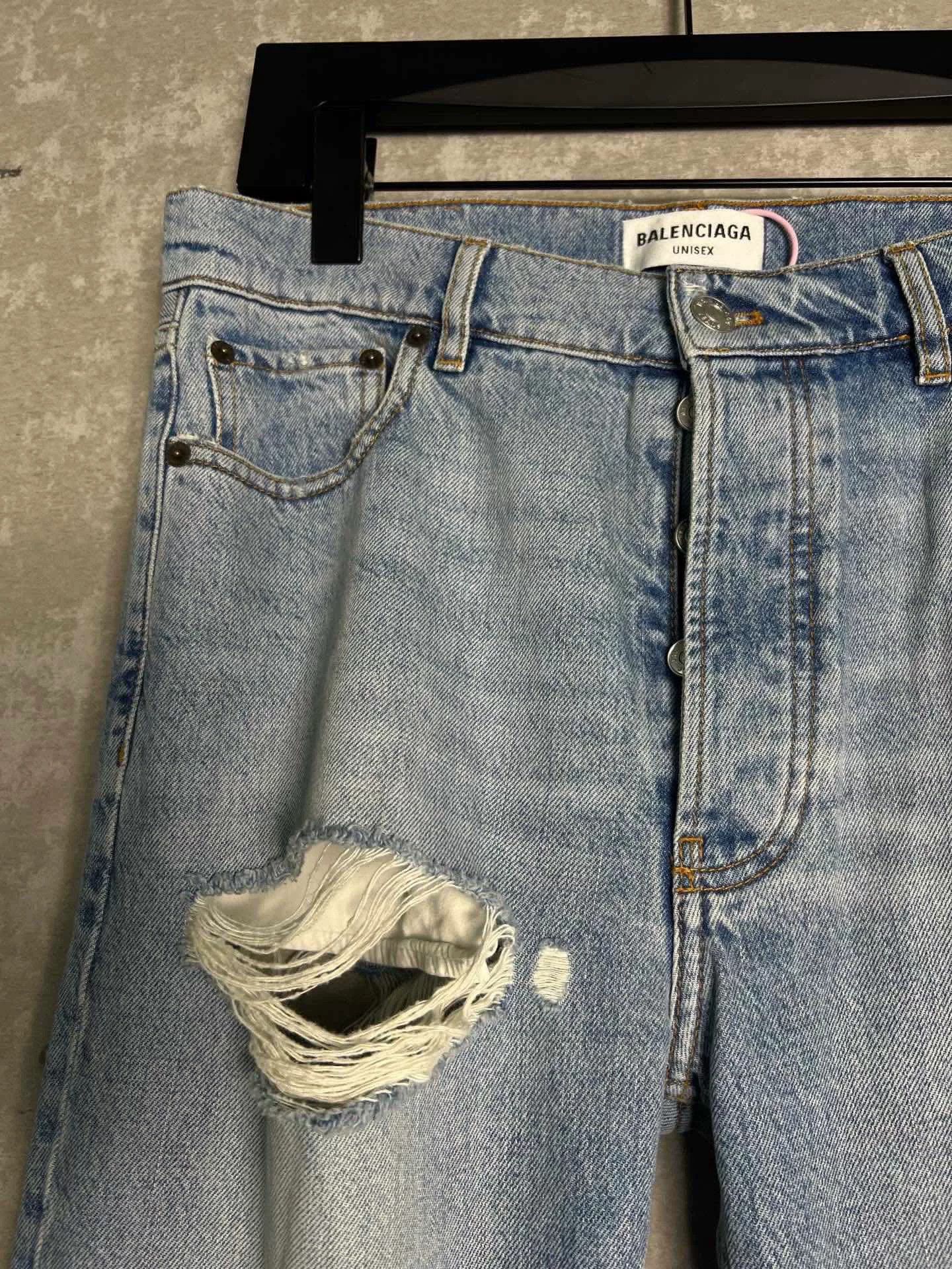 Balenciaga Balenciaga Destroyed Water Washed Denim 28 Size US 28 / EU 44 - 4 Thumbnail