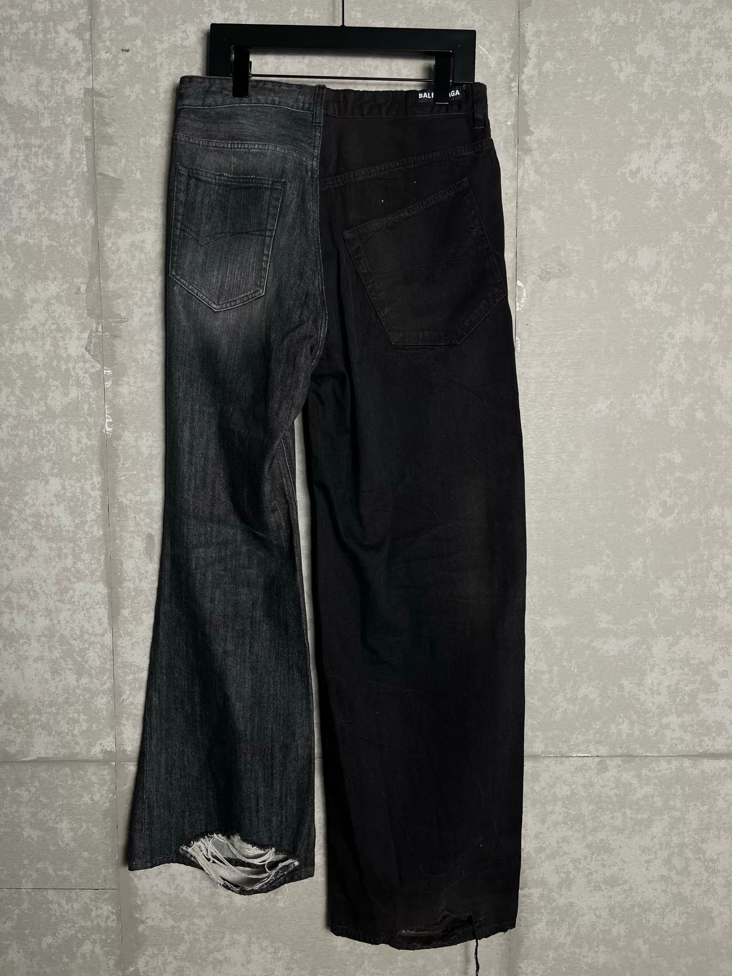 Balenciaga Balenciaga Spliced Two-Tone Denim Jeans S Size US 30 / EU 46 - 3 Thumbnail