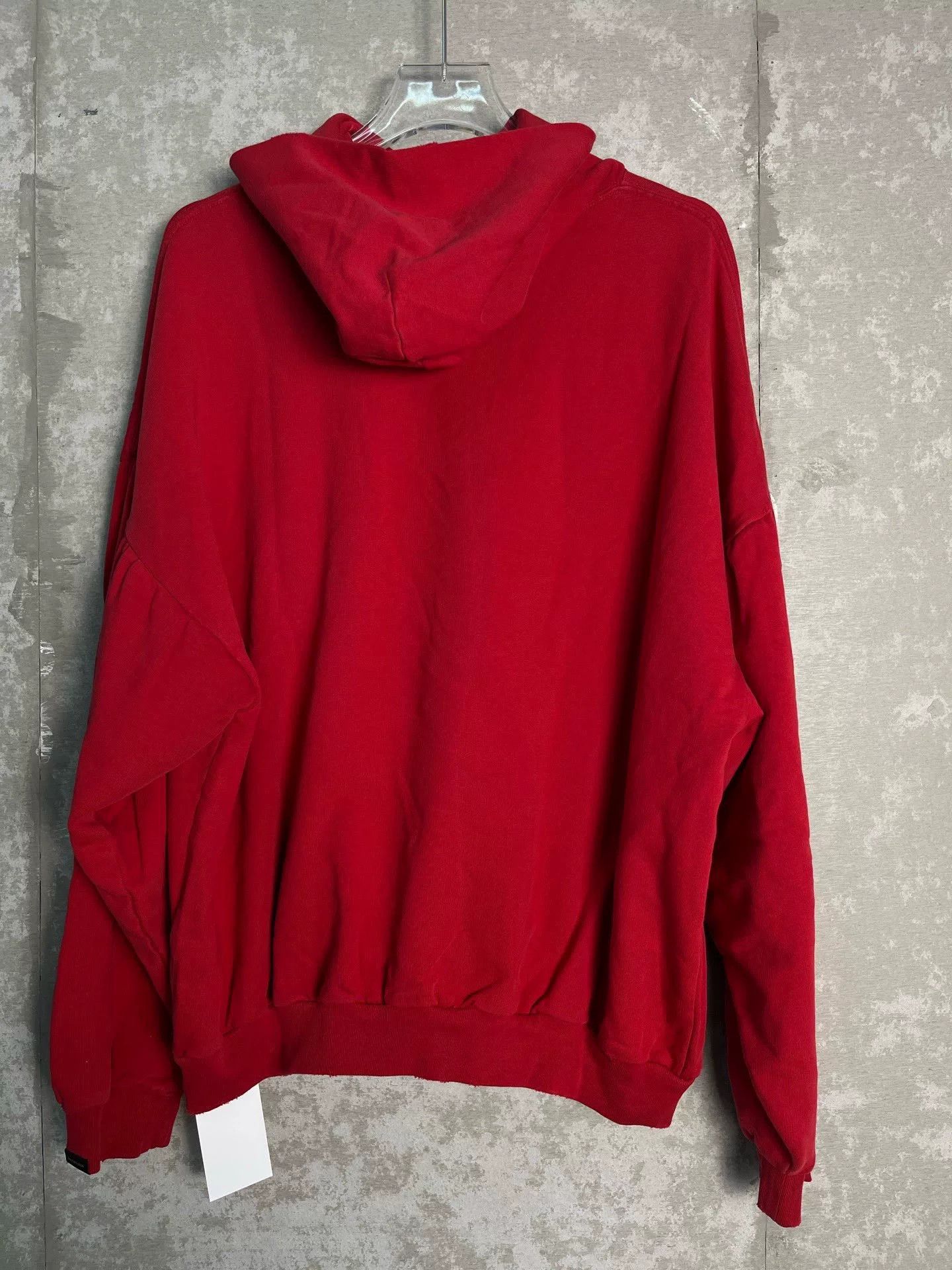 Balenciaga Balenciaga Many Kisses Graphic Hoodie Size 2 Size US M / EU 48-50 / 2 - 3 Thumbnail