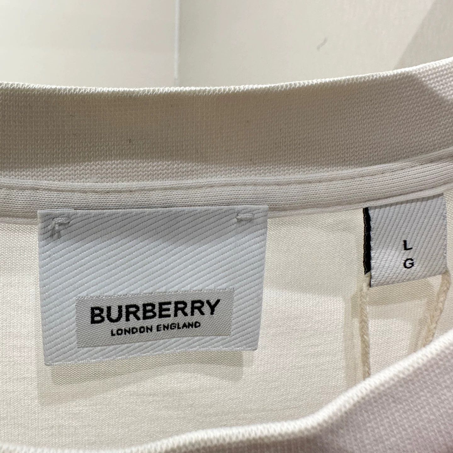Burberry Burberry T-Shirt L Women Size L / US 10 / IT 46 - 3 Thumbnail