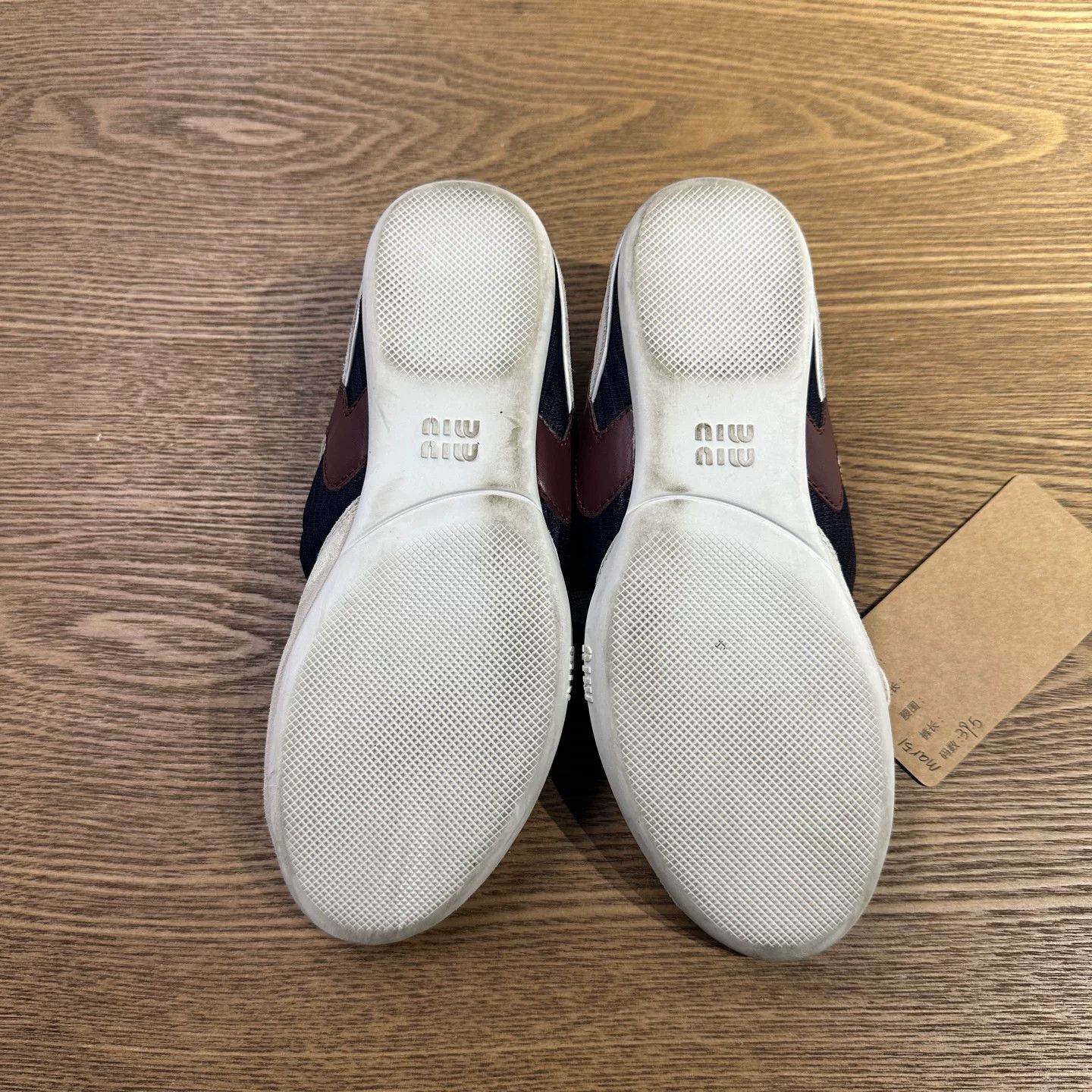 Miu Miu Miu Miu Multi Lowtop Sneakers us_5 Women Size US 5 / IT 35 - 6 Thumbnail
