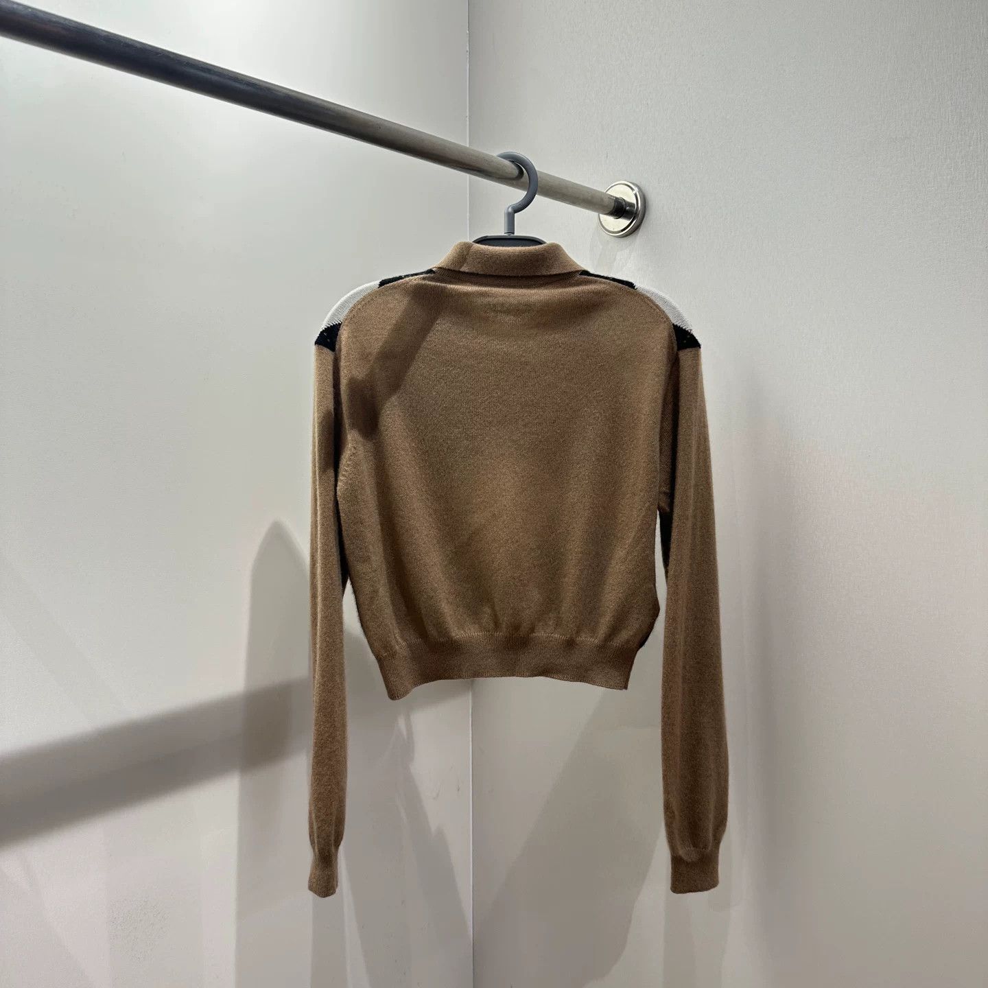 Prada Prada Knit T-Shirt it_36 Women Size XS / US 0-2 / IT 36-38 - 2 Thumbnail