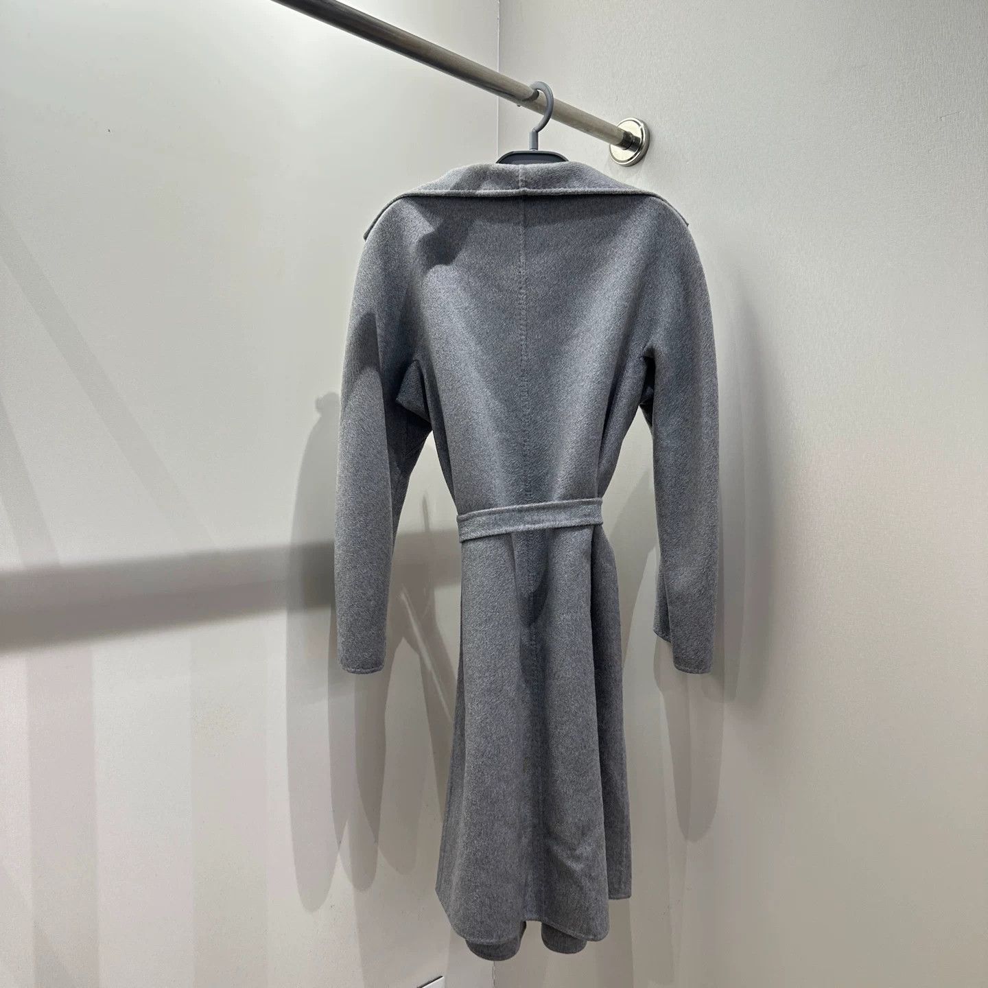 Max Mara Max Mara Coat S Women Size S / US 4 / IT 40 - 2 Thumbnail