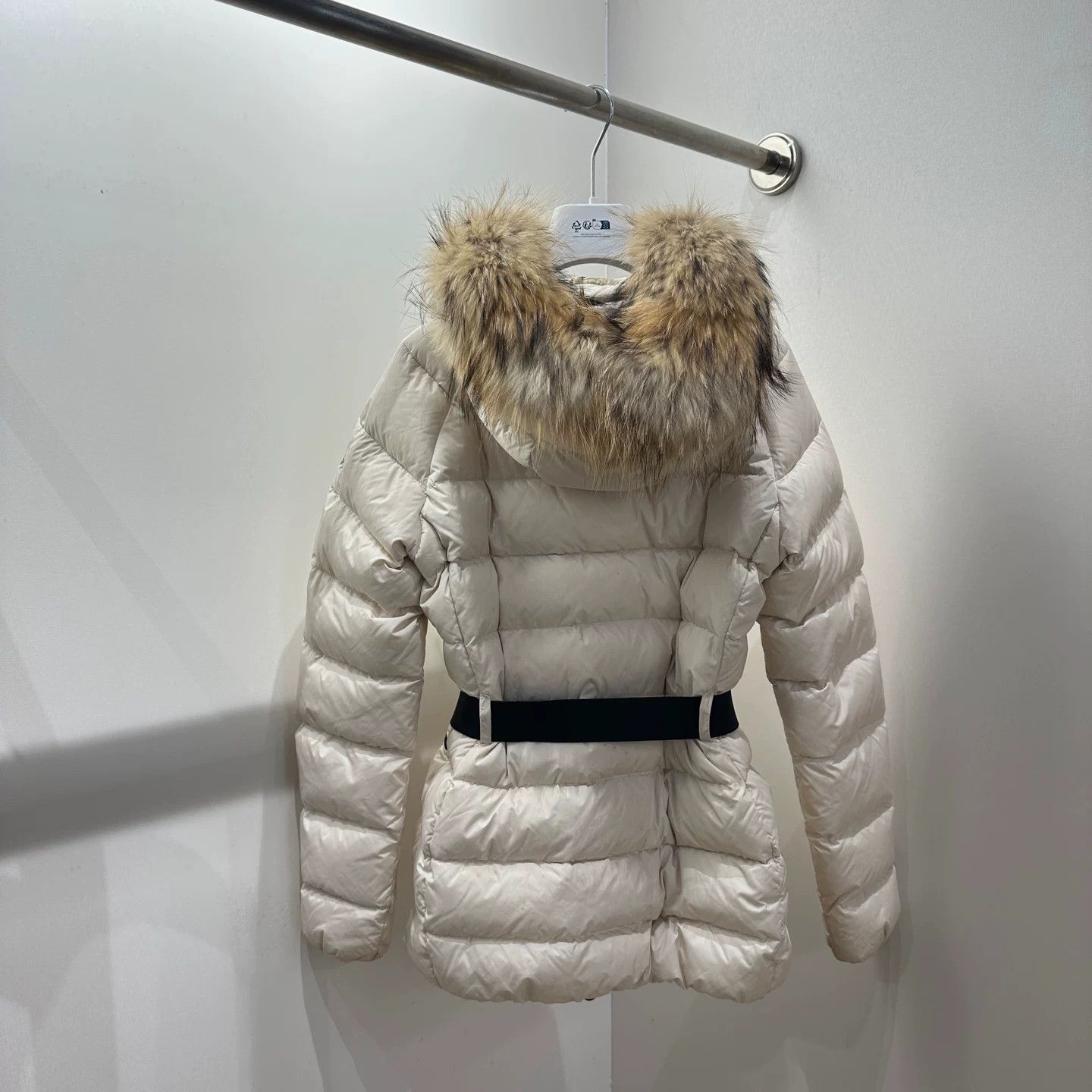 Moncler Moncler Retro Down Belt S Women Size S / US 4 / IT 40 - 2 Thumbnail