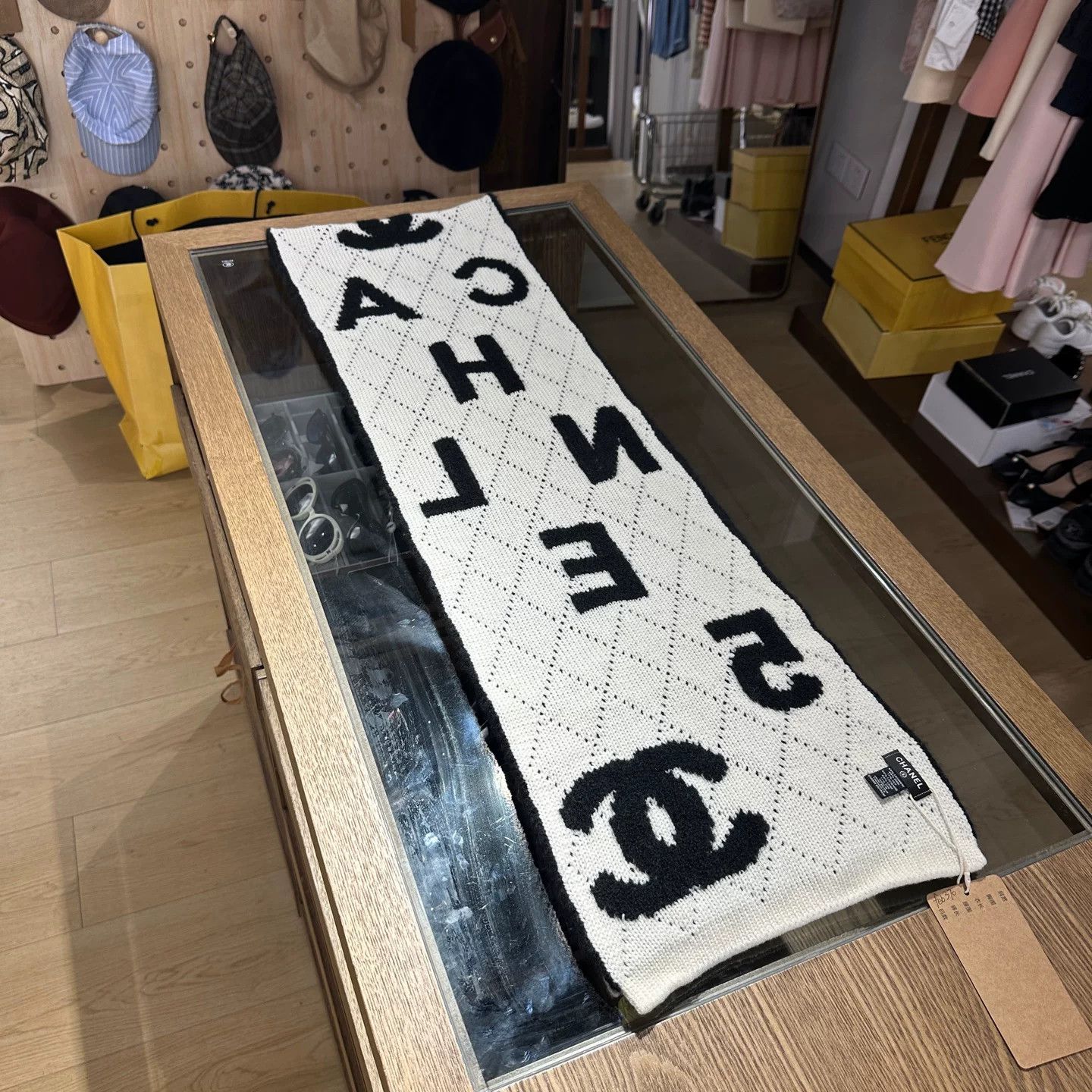Chanel Chanel Retro Scarf one size Men Size ONE SIZE - 2 Thumbnail