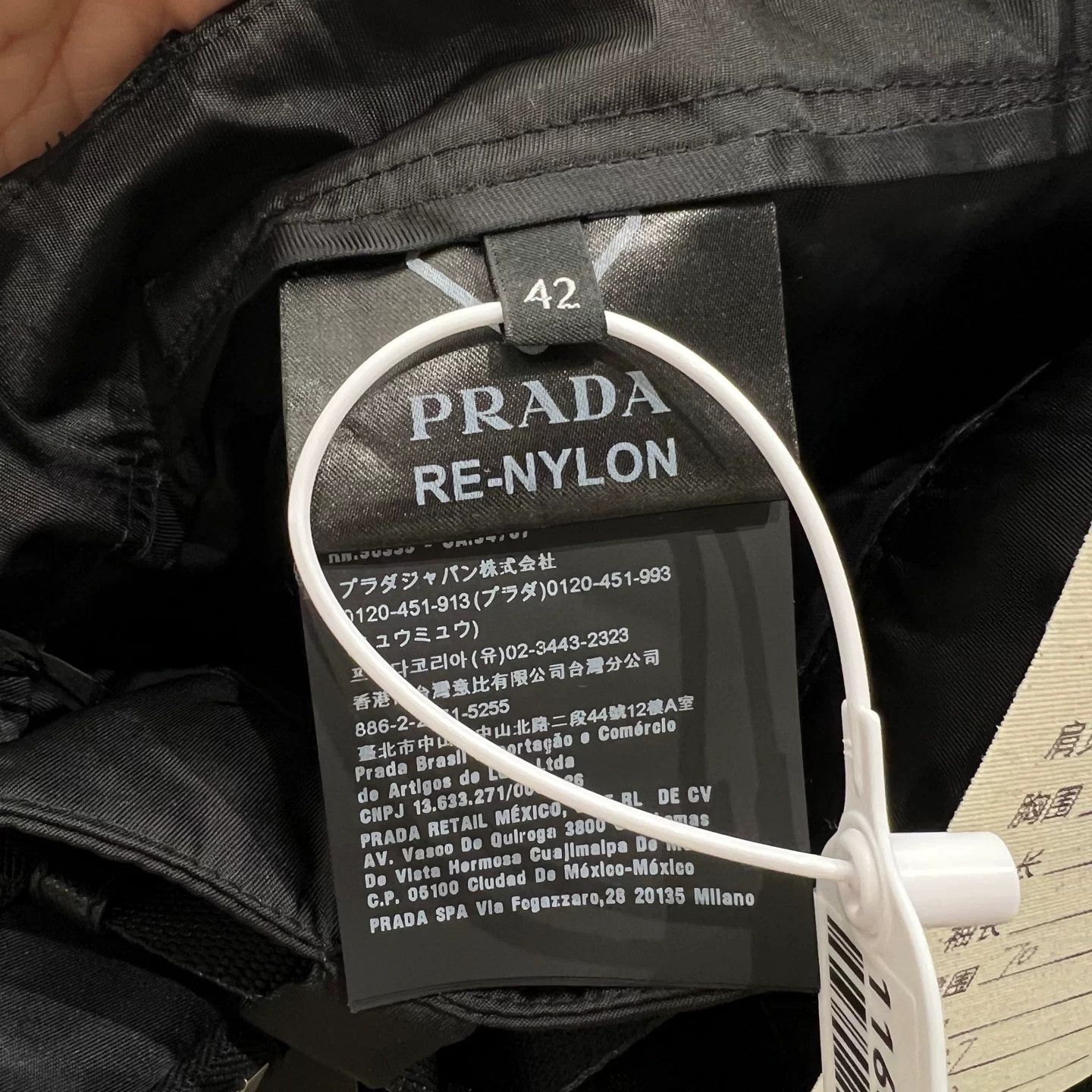 Prada Prada Casual Skirt 26 Women Size 26" / US 2 / IT 38 - 4 Thumbnail