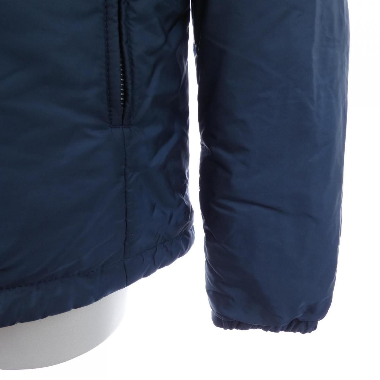 Prada Prada Prada Triangle Logo Jacket Others Outerwear SGB224R192Q04 DUTY FREE for USA Size ONE SIZE - 5 Thumbnail