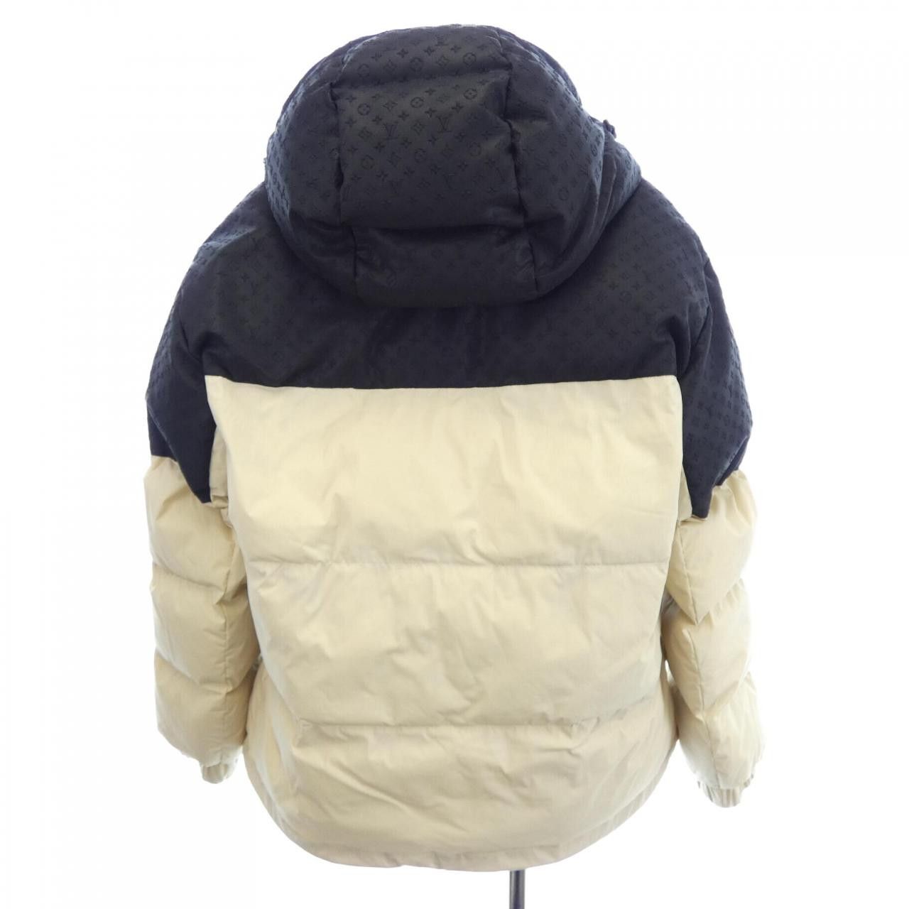 Louis Vuitton Louis Vuitton Louis Vuitton Placed Monogram Econyl Down Jacket Textile Outerwear HSB45ECVO DUTY FREE for USA Size ONE SIZE - 2 Thumbnail