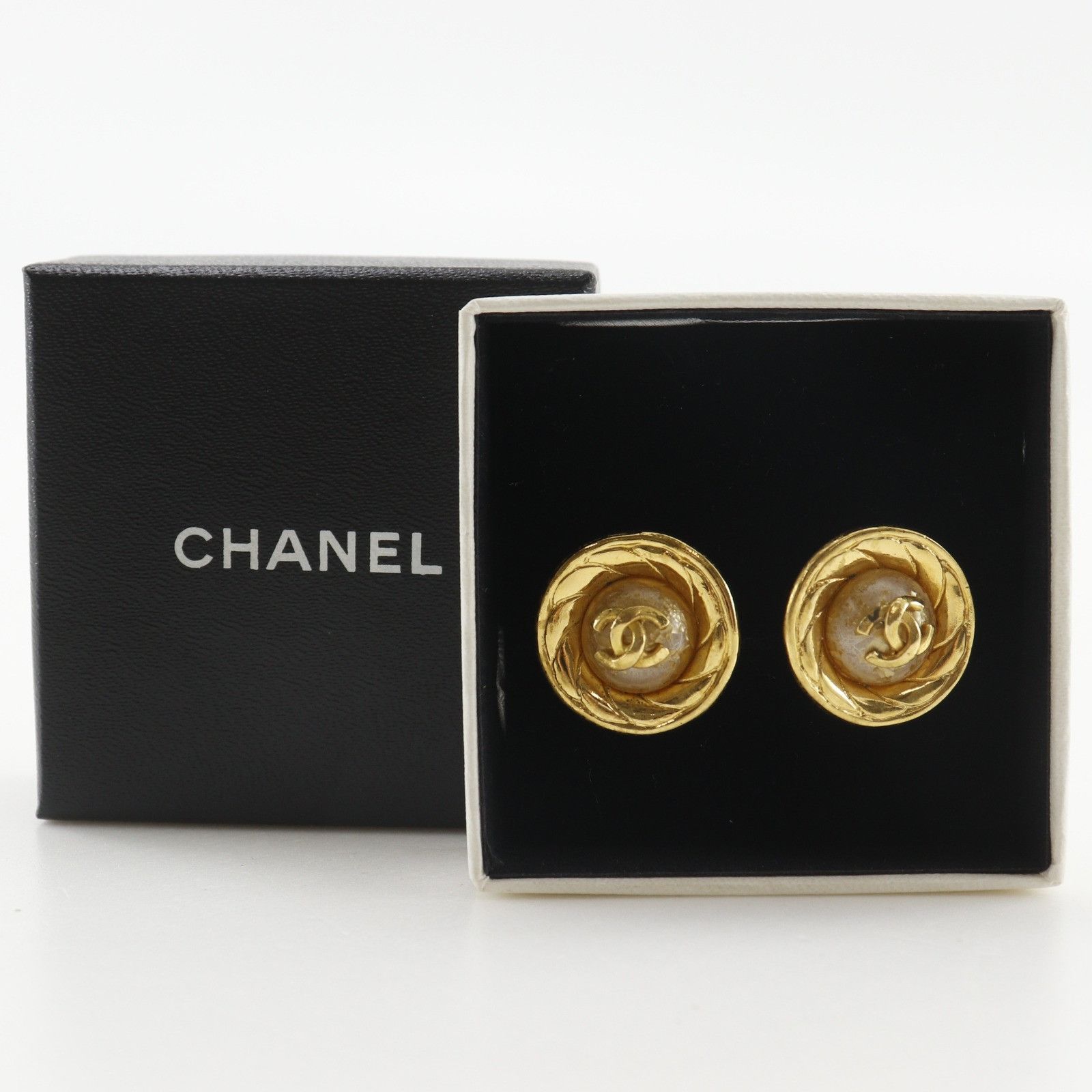Chanel Chanel Chanel Coco Mark Pearl Earrings Metal Earrings DUTY FREE for USA Size ONE SIZE - 8 Thumbnail