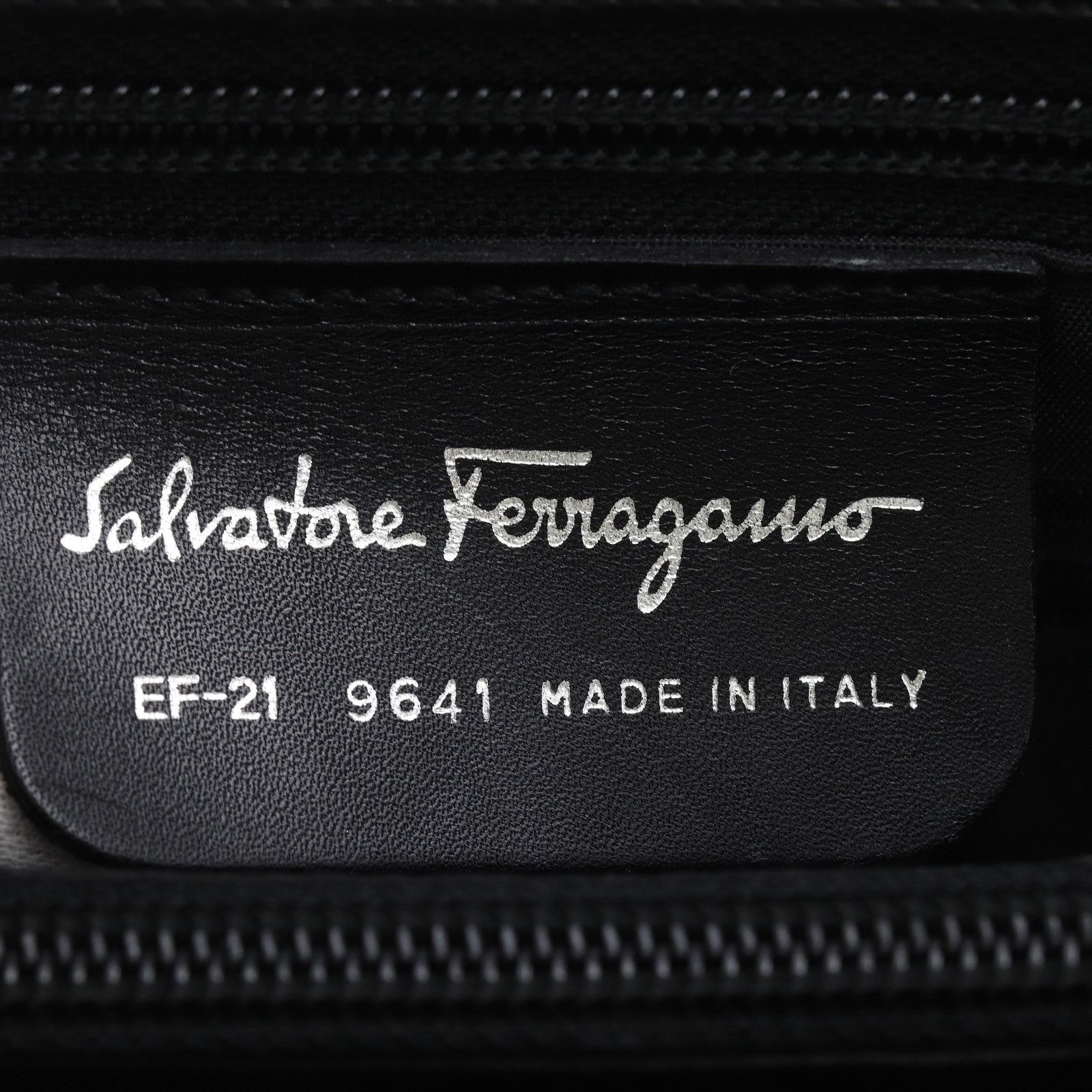 Salvatore Ferragamo Salvatore Ferragamo Salvatore Ferragamo Gancini Leather Tote Bag Leather Tote Bag EF-21 9641 DUTY FREE for USA Size ONE SIZE - 19 Thumbnail