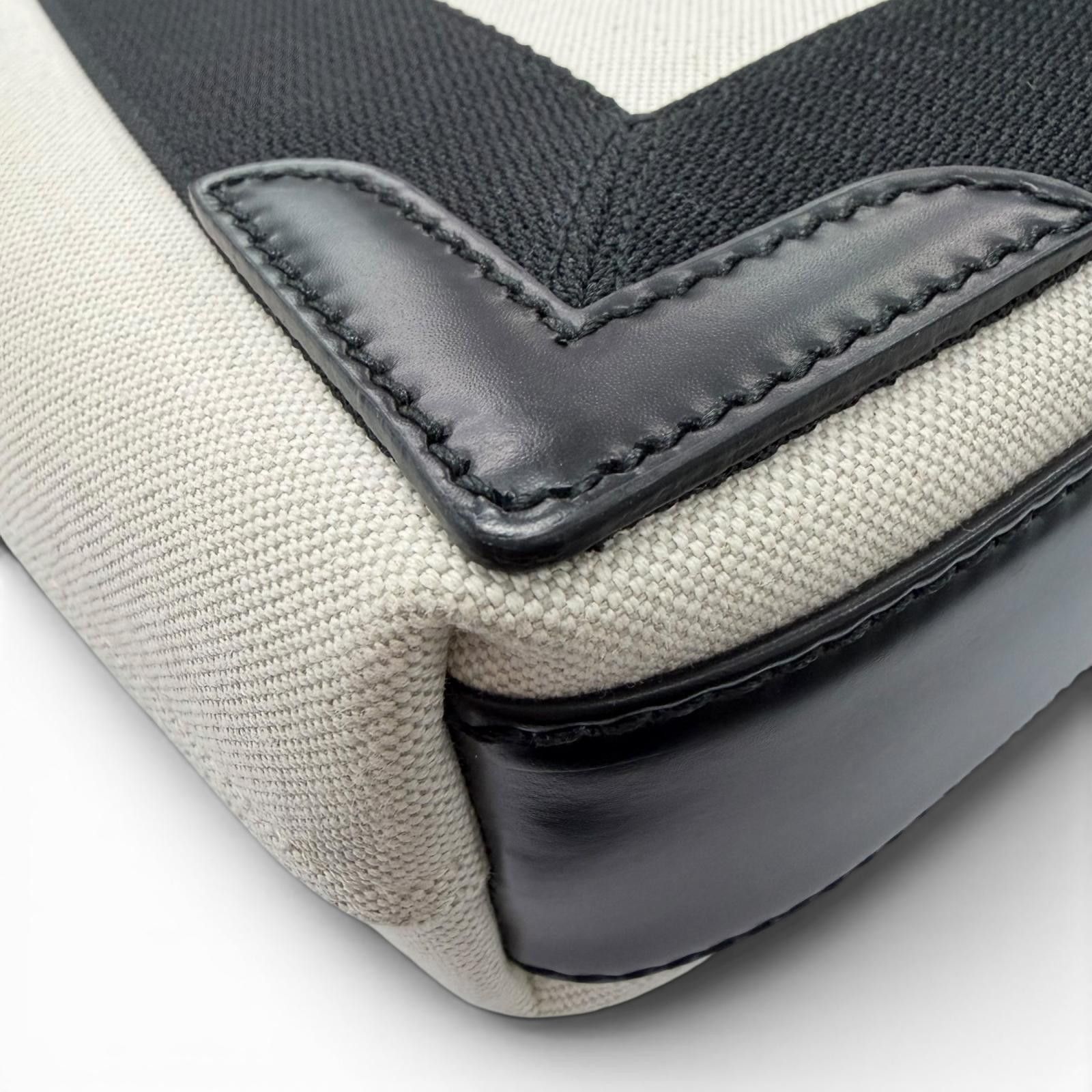 Balenciaga Balenciaga Balenciaga Hippo XS Canvas Shoulder Bag Leather Shoulder Bag 390346 DUTY FREE for USA Size ONE SIZE - 5 Thumbnail