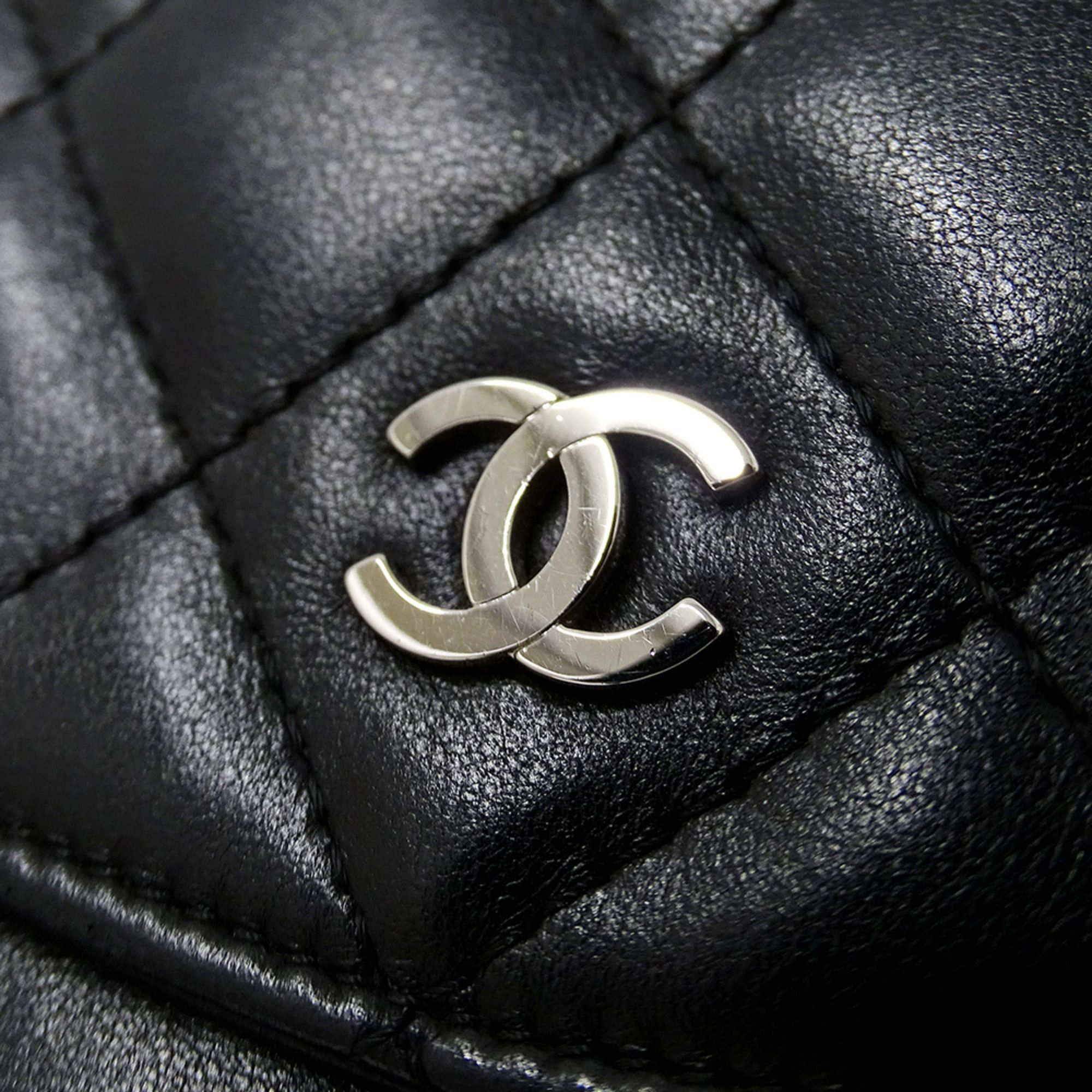Chanel Chanel Matelassé handbag for women, brand name, clutch bag, second long wallet, lambskin, black, silver hardware. Size ONE SIZE - 15 Thumbnail