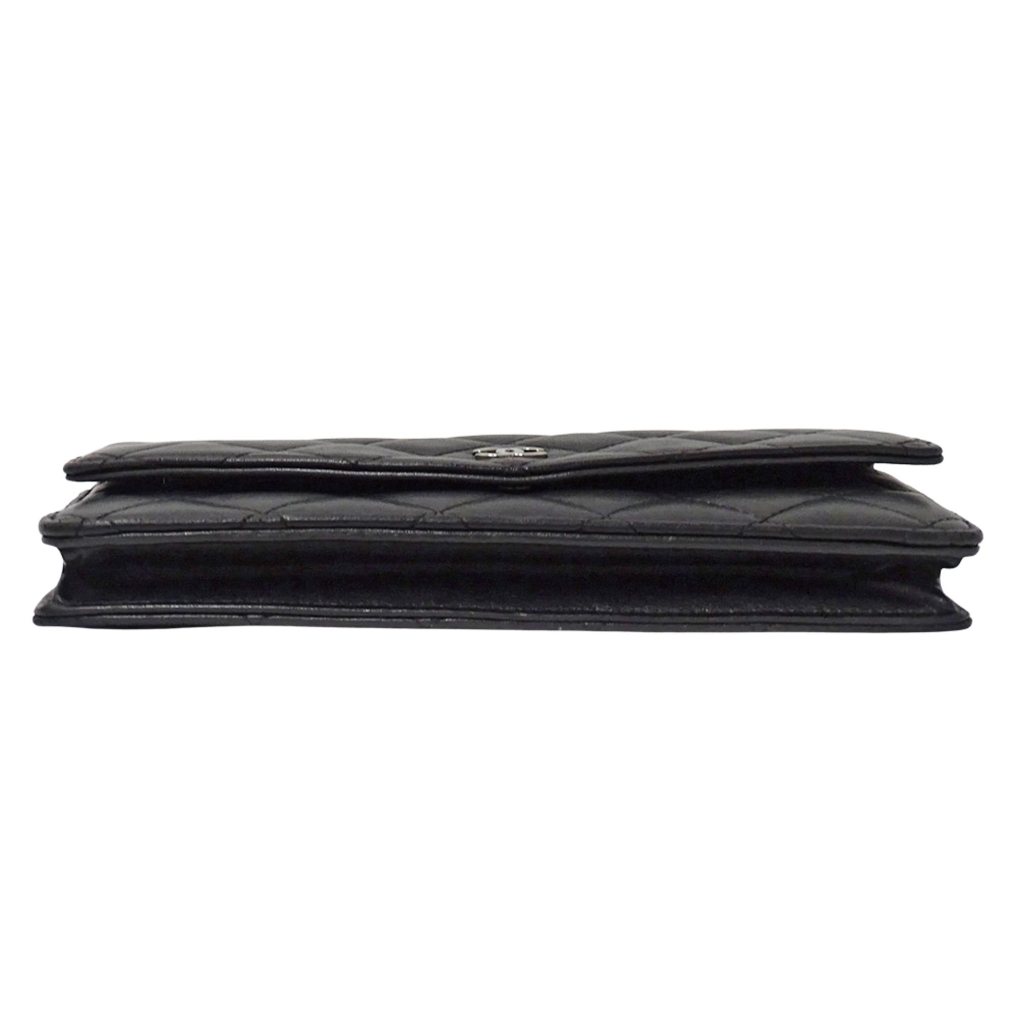 Chanel Chanel Matelassé handbag for women, brand name, clutch bag, second long wallet, lambskin, black, silver hardware. Size ONE SIZE - 3 Thumbnail