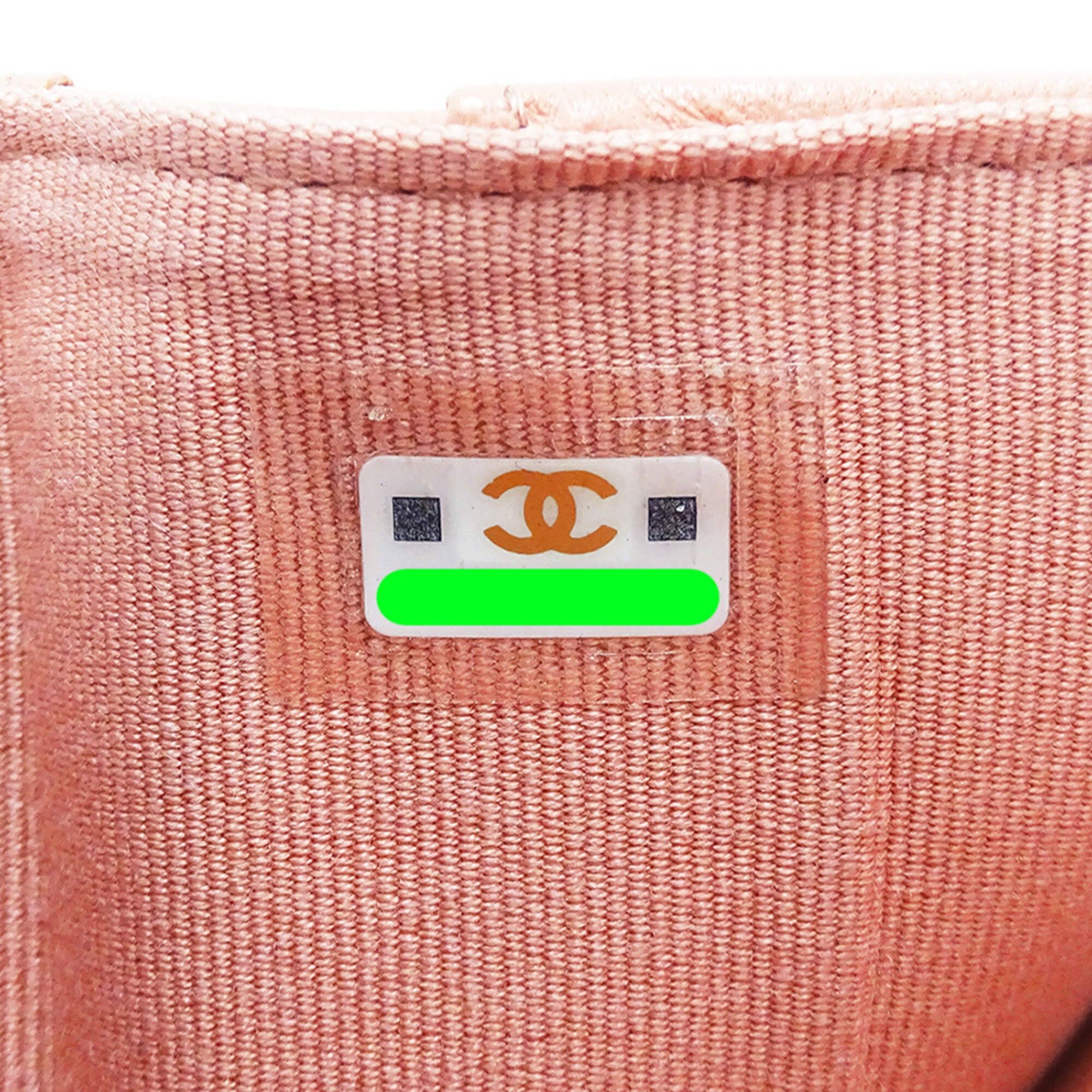 Chanel Chanel Matelassé Women's Tri-fold Wallet, Lambskin, Pink, Gold Hardware, Mini Wallet Size ONE SIZE - 6 Thumbnail
