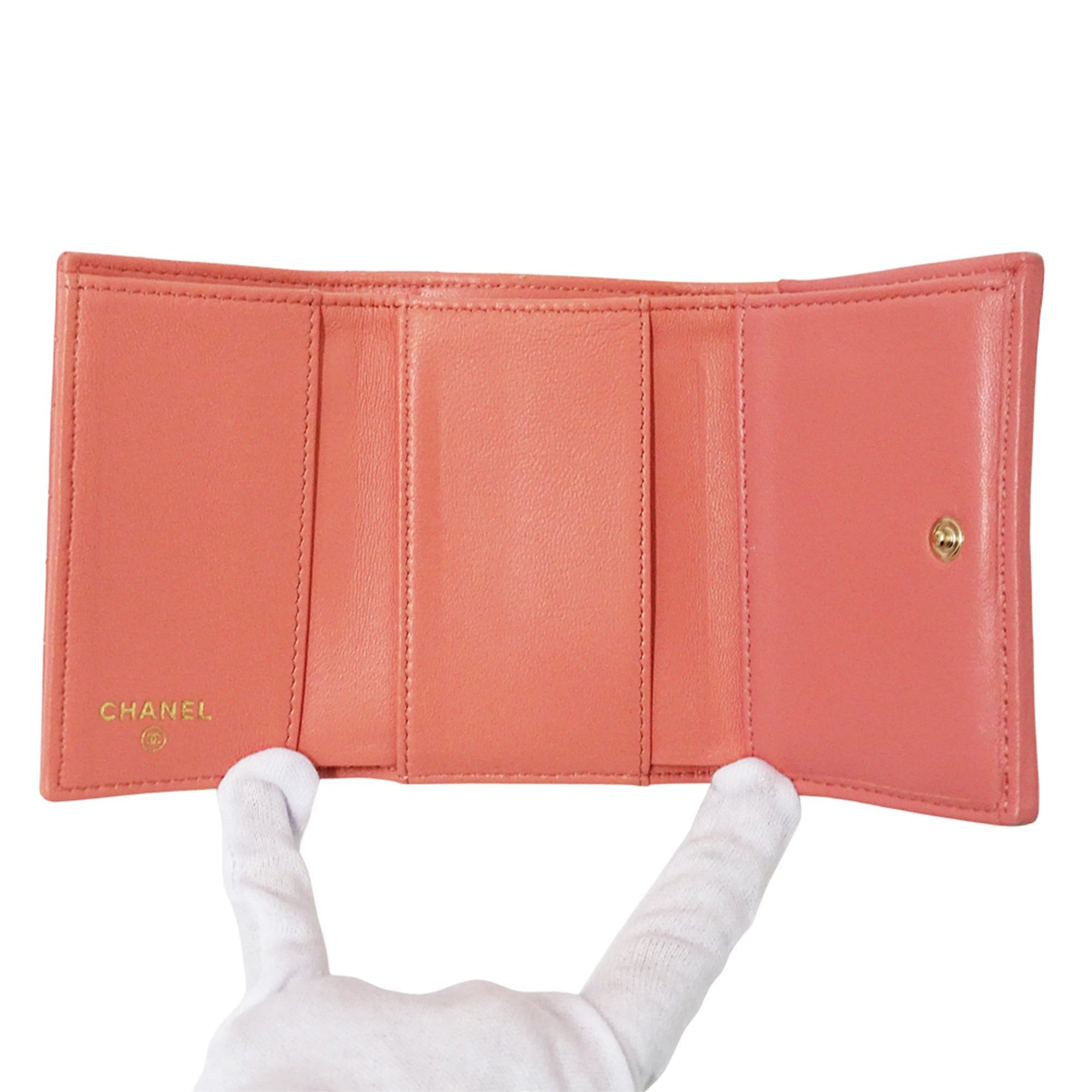 Chanel Chanel Matelassé Women's Tri-fold Wallet, Lambskin, Pink, Gold Hardware, Mini Wallet Size ONE SIZE - 4 Thumbnail