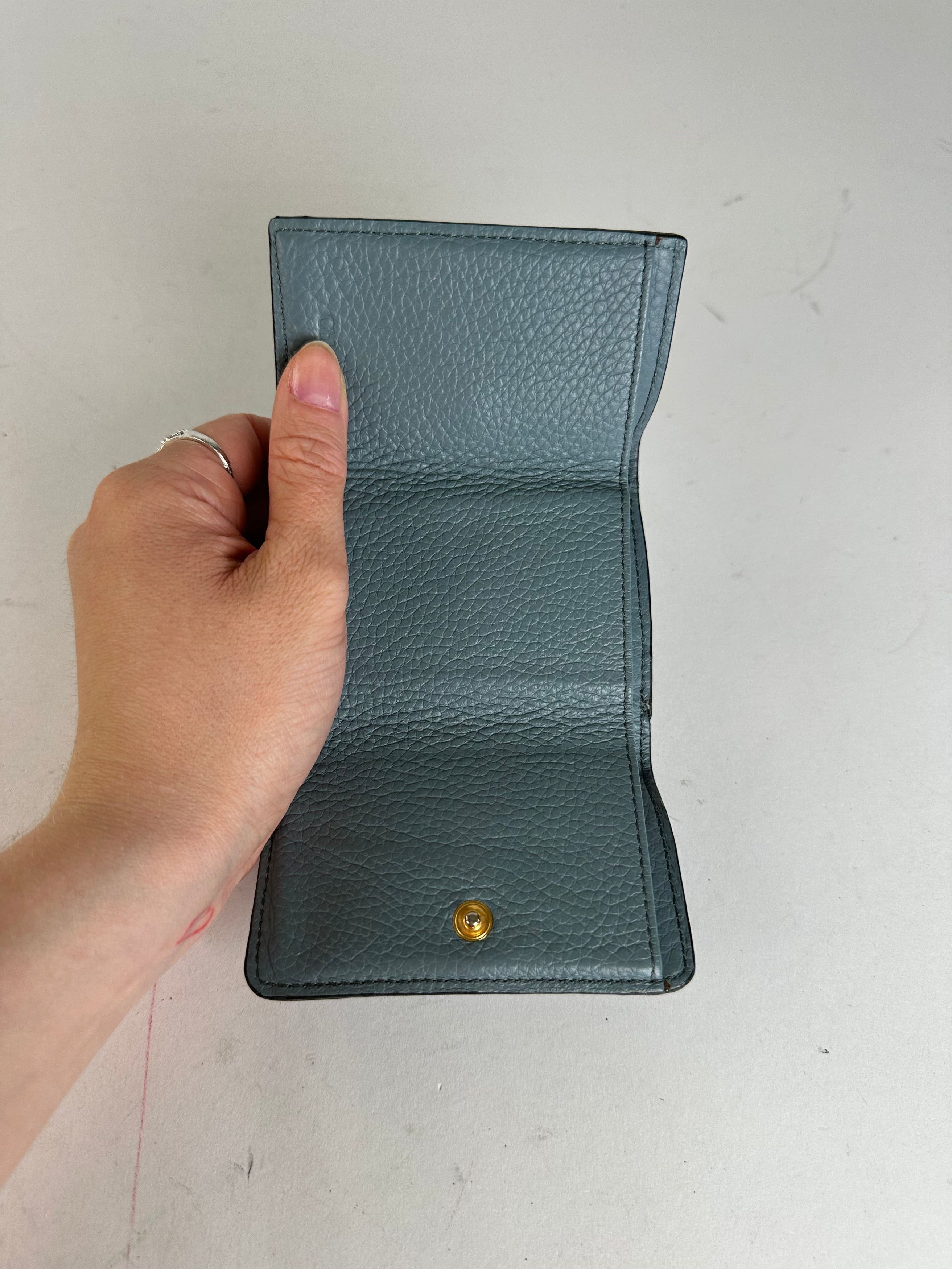 Chloe Vintage Grained Leather Compact Wallet Dusty Blue Size ONE SIZE - 3 Thumbnail