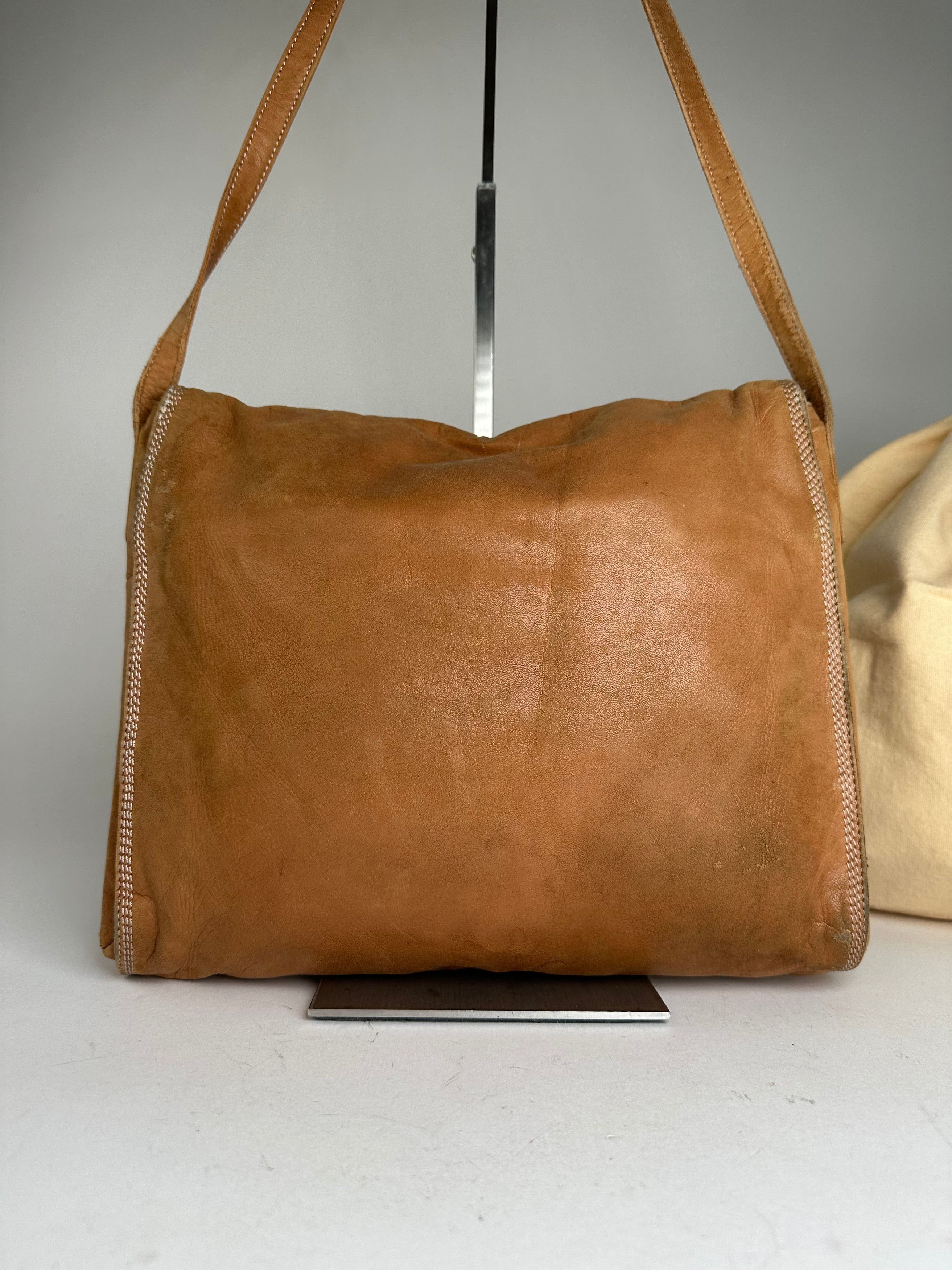 Loewe Vintage Leather Shoulder Bag with Ostrich Trim Tan Size ONE SIZE - 13 Thumbnail