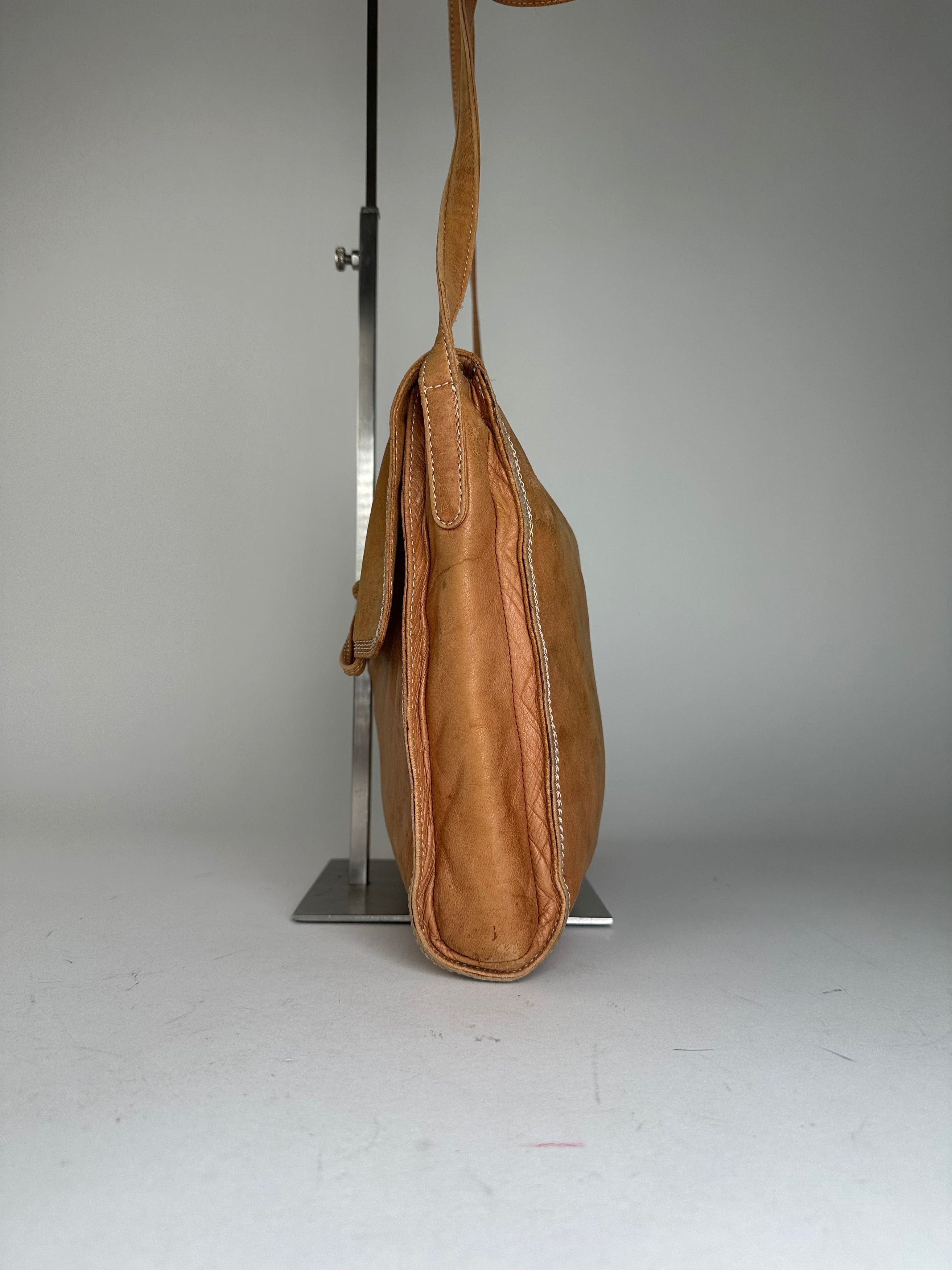 Loewe Vintage Leather Shoulder Bag with Ostrich Trim Tan Size ONE SIZE - 3 Thumbnail