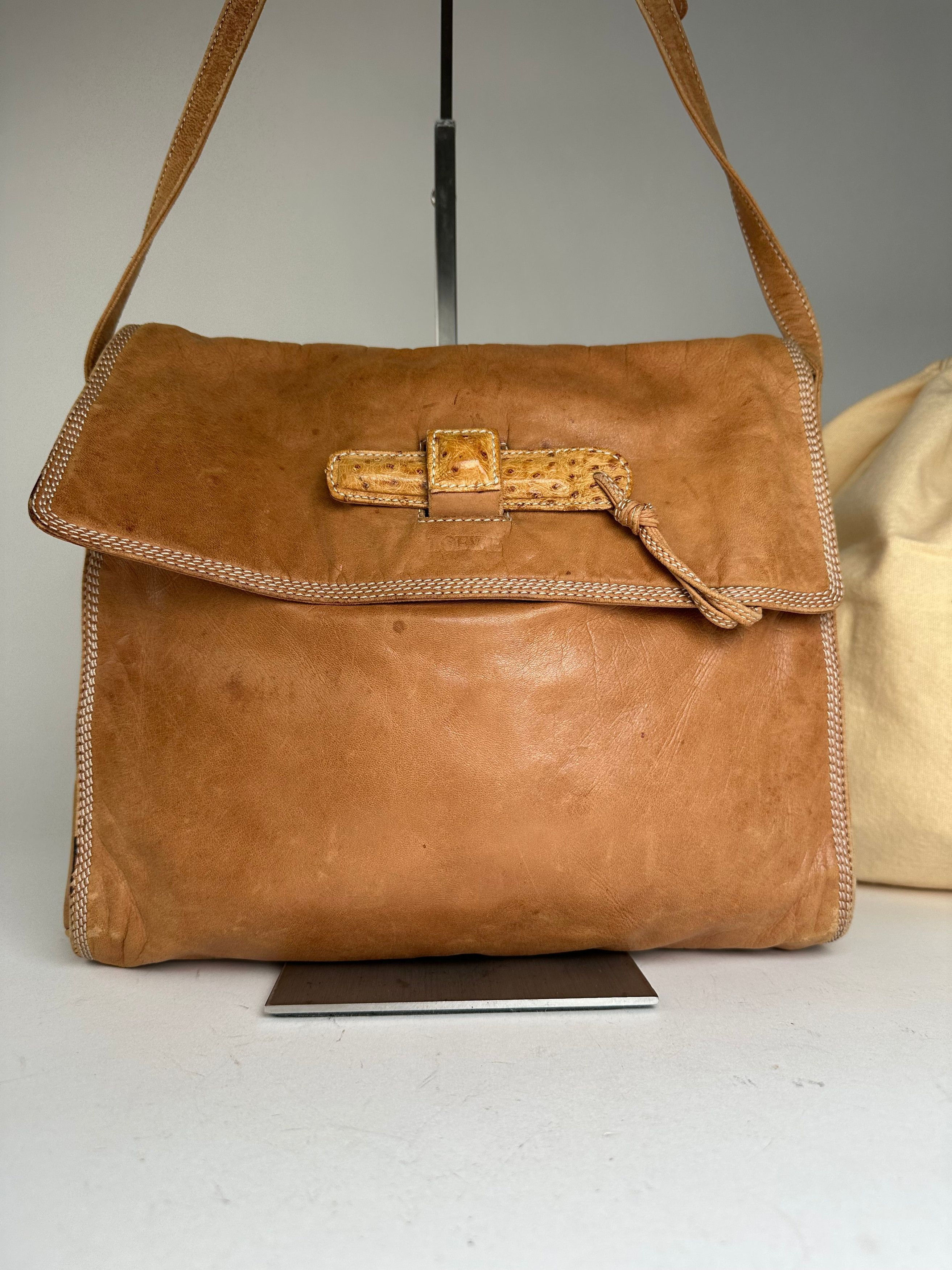 Loewe Vintage Leather Shoulder Bag with Ostrich Trim Tan Size ONE SIZE - 12 Thumbnail