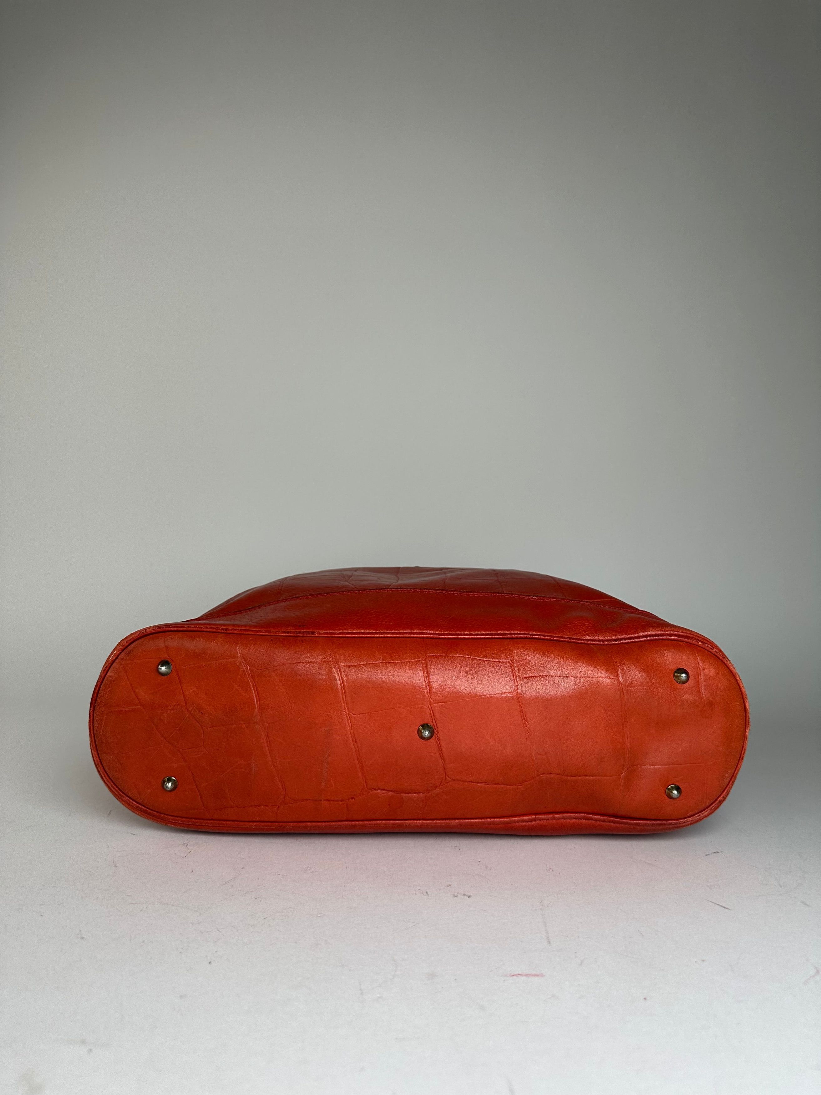 Celine Vintage Triomphe Crest Croc Embossed Leather Tote Red Size ONE SIZE - 7 Thumbnail