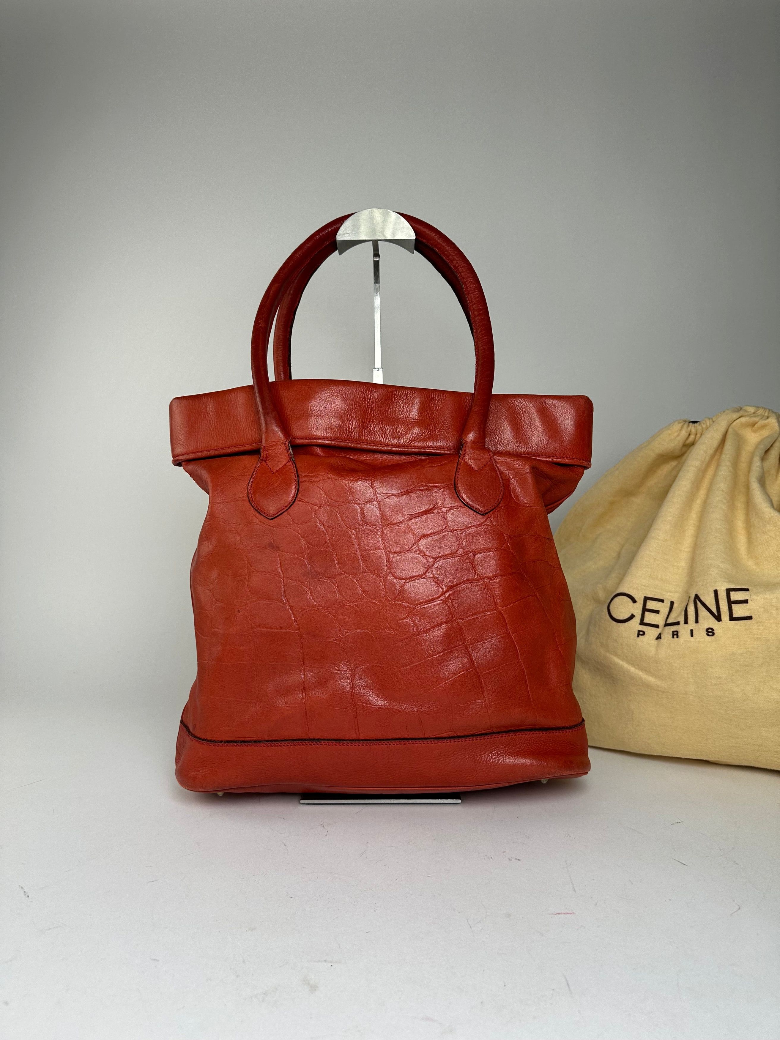 Celine Vintage Triomphe Crest Croc Embossed Leather Tote Red Size ONE SIZE - 2 Thumbnail