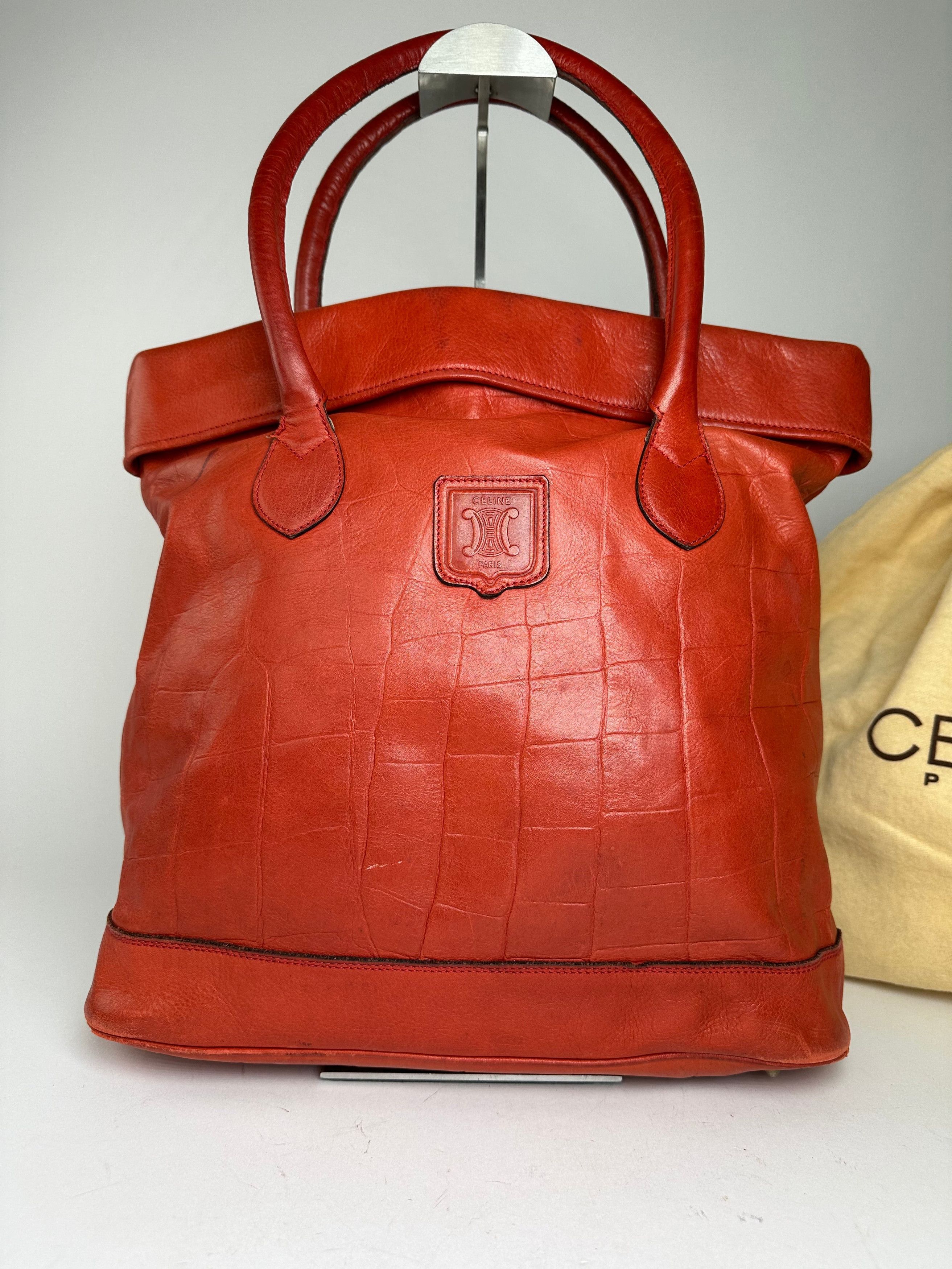 Celine Vintage Triomphe Crest Croc Embossed Leather Tote Red Size ONE SIZE - 10 Thumbnail
