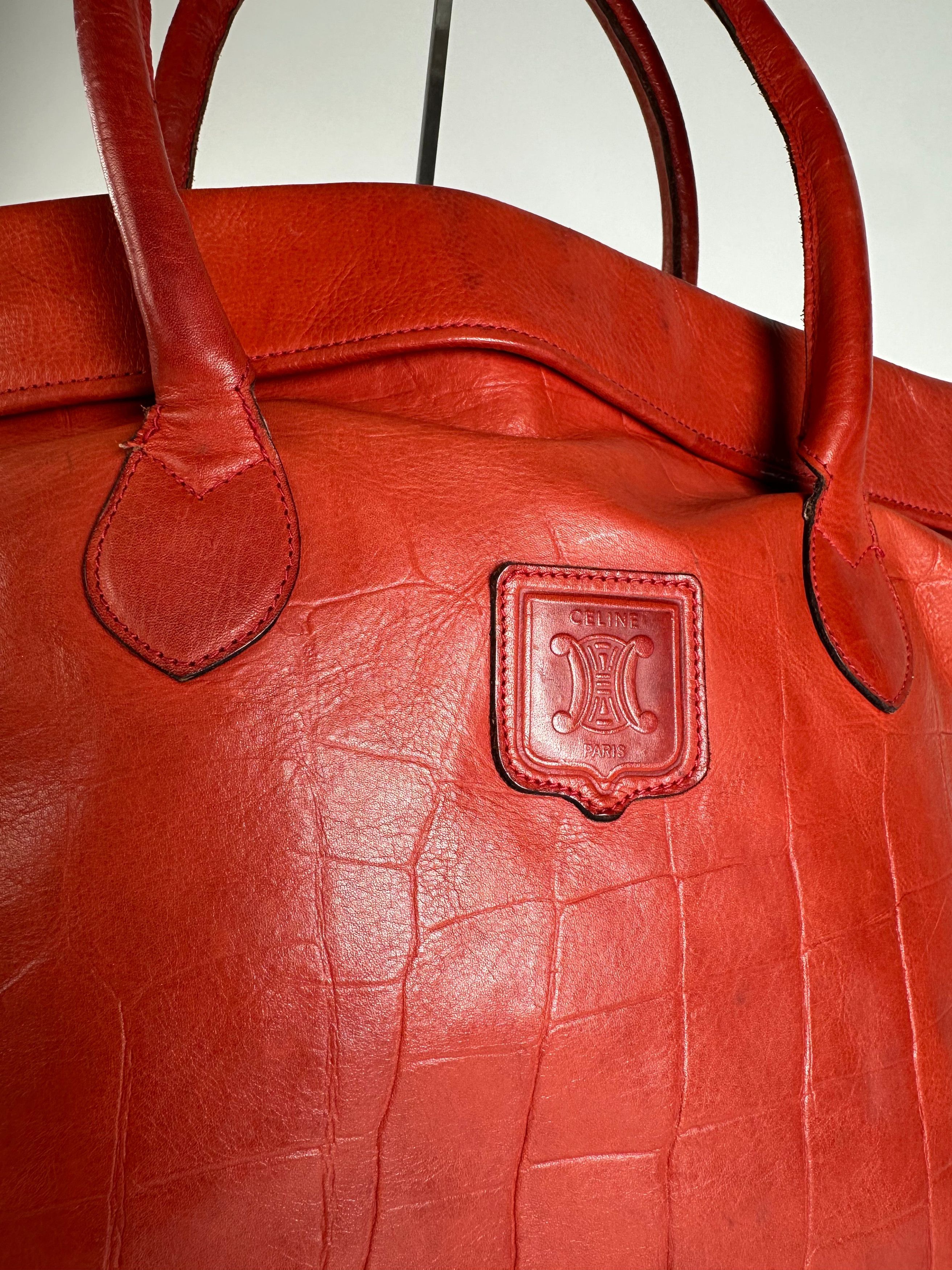Celine Vintage Triomphe Crest Croc Embossed Leather Tote Red Size ONE SIZE - 6 Thumbnail