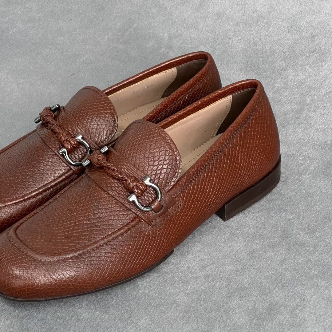 Salvatore Ferragamo Salvatore Ferragamo Lowtop Sneakers 7 Men Size US 7 / EU 40 - 2 Thumbnail