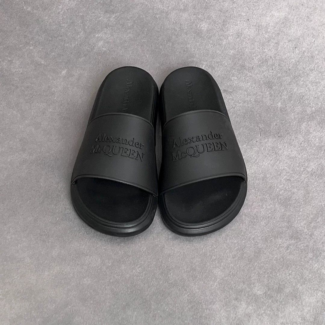 Alexander McQueen Alexander McQueen Retro Black Sandals 10 Men Size US 10 / EU 43 - 2 Thumbnail