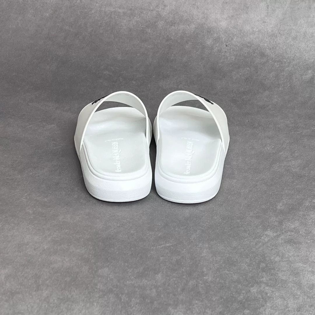 Alexander McQueen Alexander McQueen White Sandals 8 Men Size US 8 / EU 41 - 8 Thumbnail