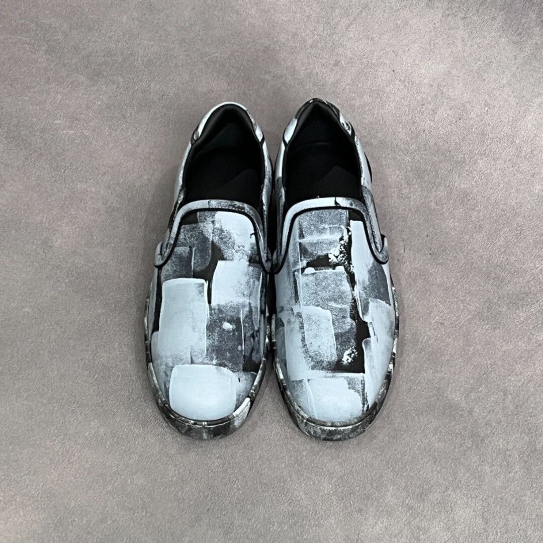 Christian Louboutin Christian Louboutin Leather Multi Lowtop Sneakers 6 Men Size US 6 / EU 39 - 7 Thumbnail