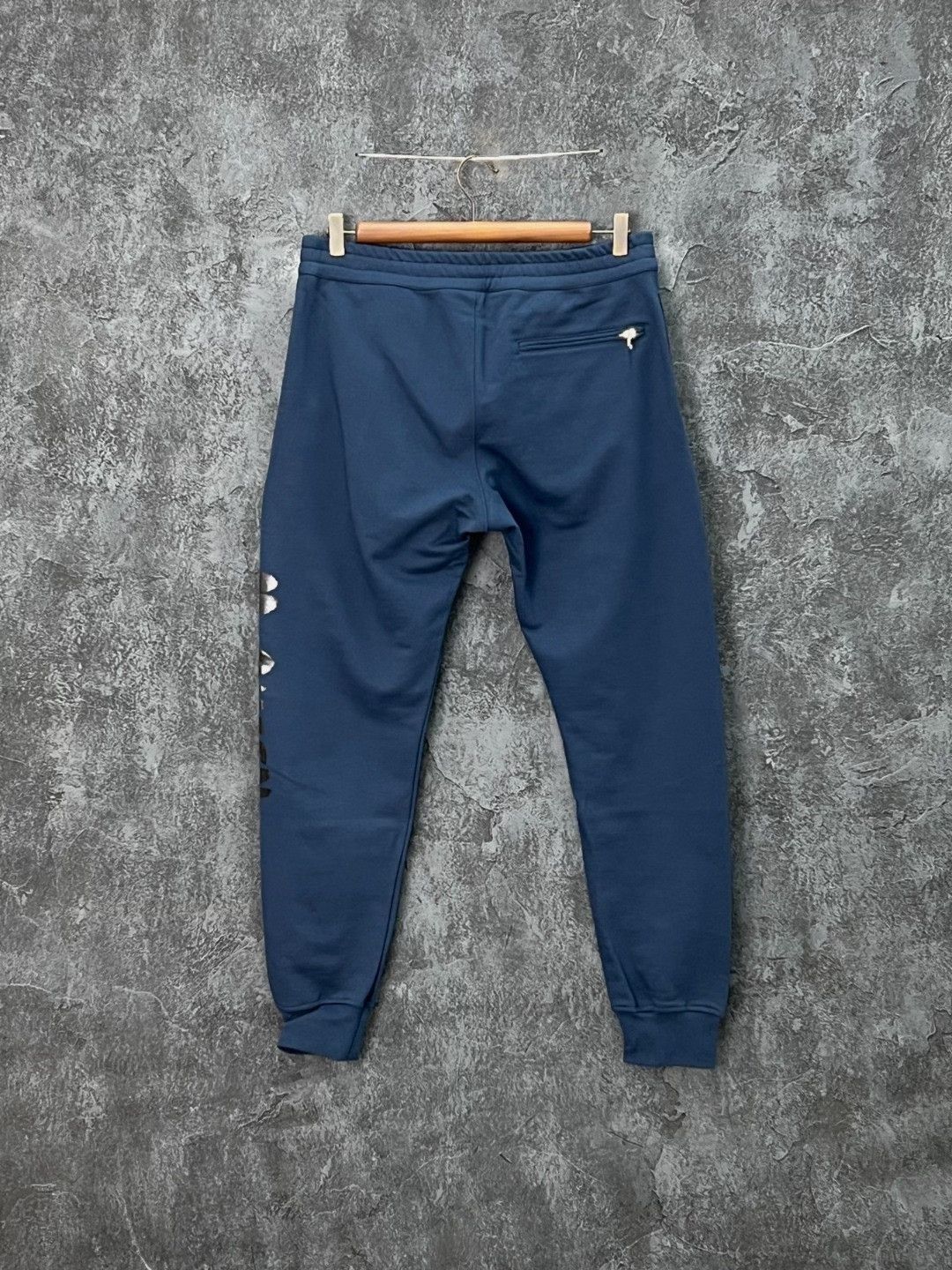 Alexander McQueen Alexander McQueen Retro Printed Casual Pants 30 Men Size US 30 / EU 46 - 2 Thumbnail