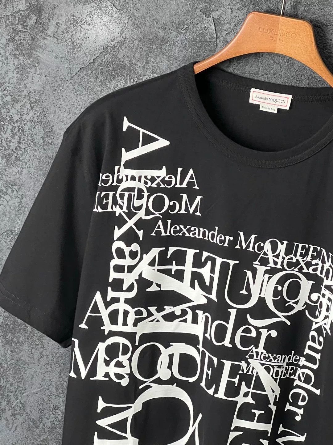 Alexander McQueen Alexander McQueen Cotton Printed Black T-Shirt s Men Size US S / EU 44-46 / 1 - 4 Thumbnail