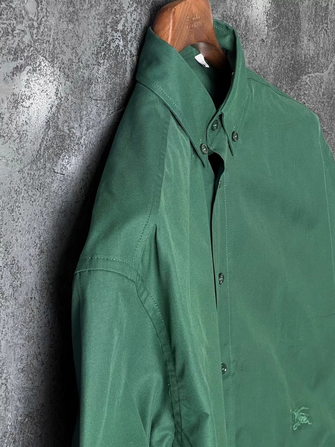 Burberry Burberry Cotton Green Shirt m Men Size US M / EU 48-50 / 2 - 5 Thumbnail