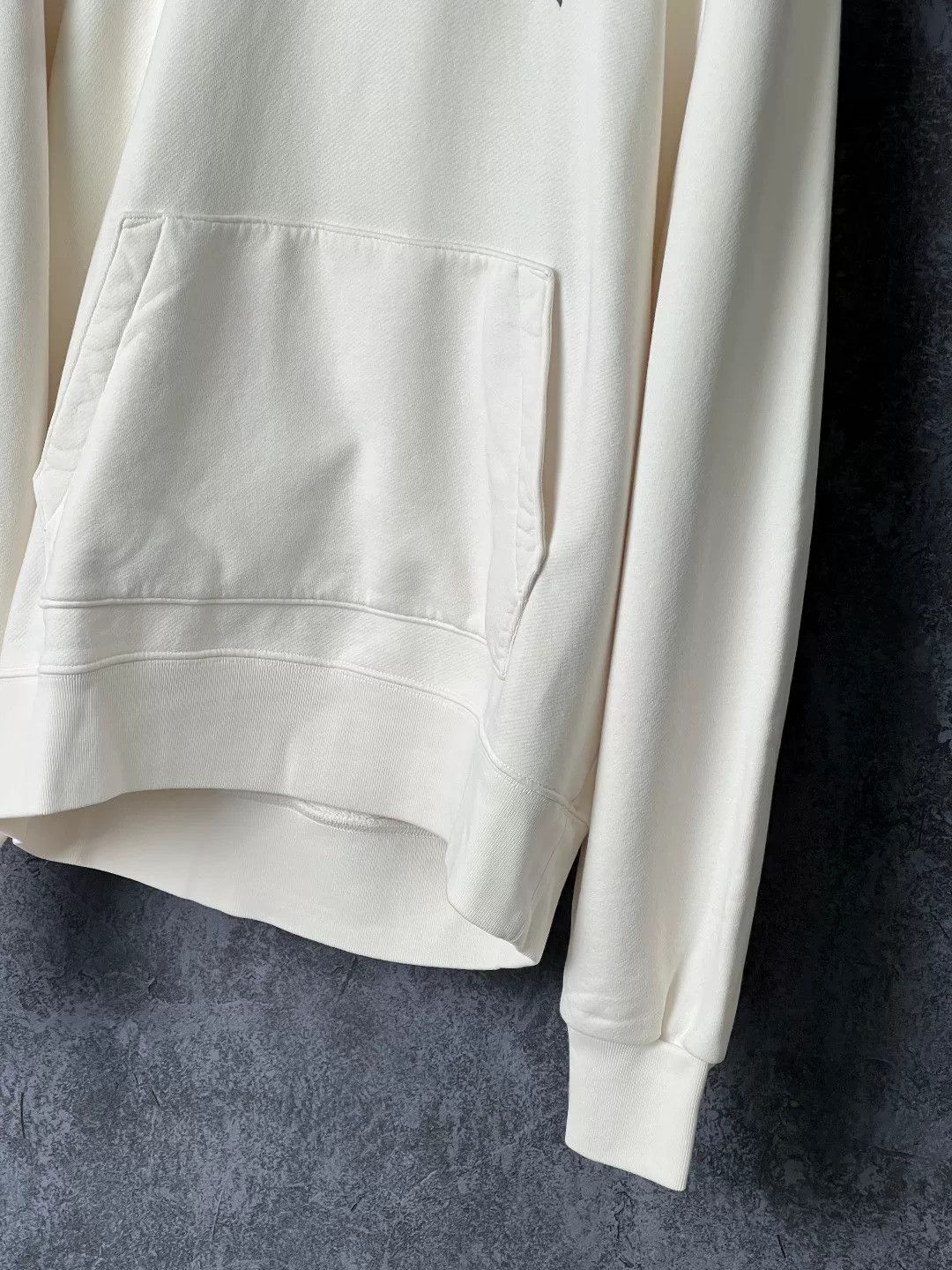 Amiri Amiri Cotton Printed Hoodie l Men Size US L / EU 52-54 / 3 - 4 Thumbnail