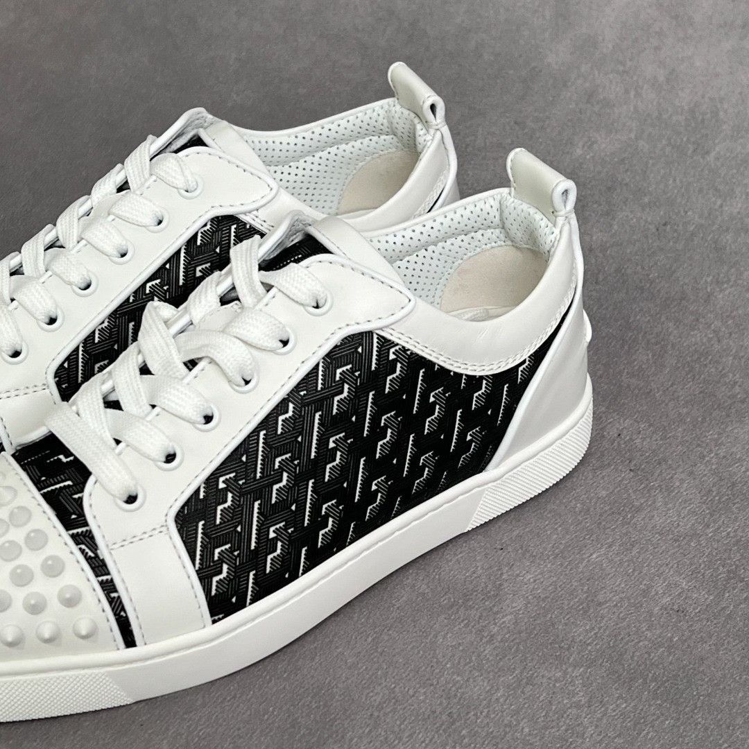 Christian Louboutin Christian Louboutin Patchwork Lowtop Sneakers 6 Men Size US 6 / EU 39 - 3 Thumbnail