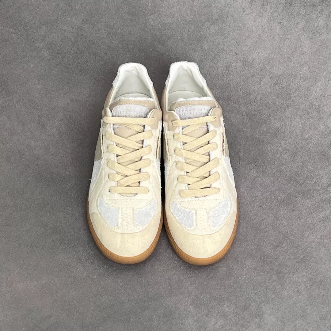 Maison Margiela Maison Margiela Leather White Lowtop Sneakers 6 Men Size US 6 / EU 39 - 7 Thumbnail