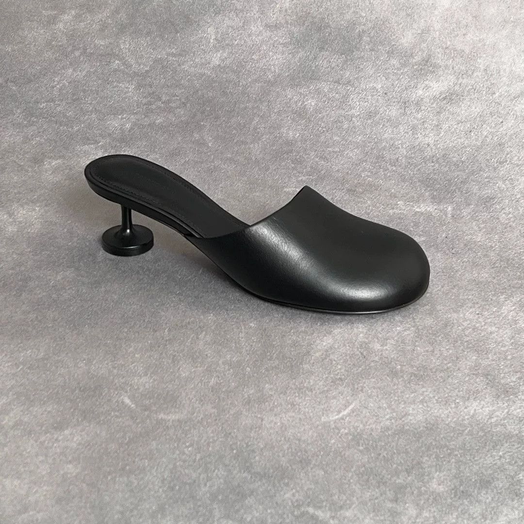 Balenciaga Balenciaga Leather Black Sandals us_5 Women Size US 5 / IT 35 - 3 Thumbnail