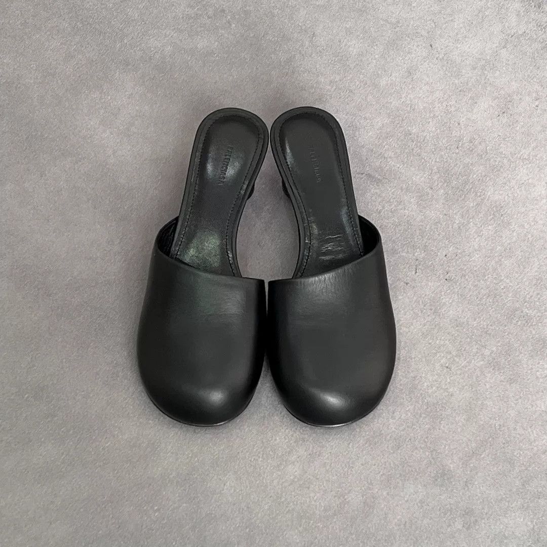 Balenciaga Balenciaga Leather Black Sandals us_5 Women Size US 5 / IT 35 - 2 Thumbnail