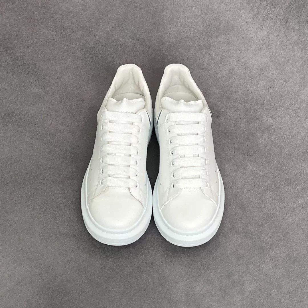 Alexander McQueen Alexander McQueen Casual White Lowtop Sneakers 10 Men Size US 10 / EU 43 - 7 Thumbnail