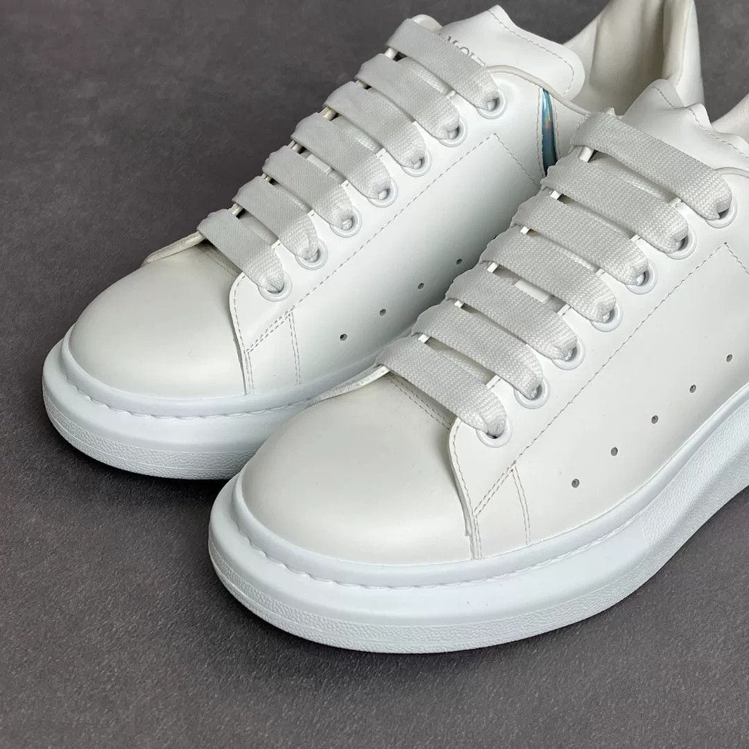 Alexander McQueen Alexander McQueen Casual White Lowtop Sneakers 10 Men Size US 10 / EU 43 - 2 Thumbnail