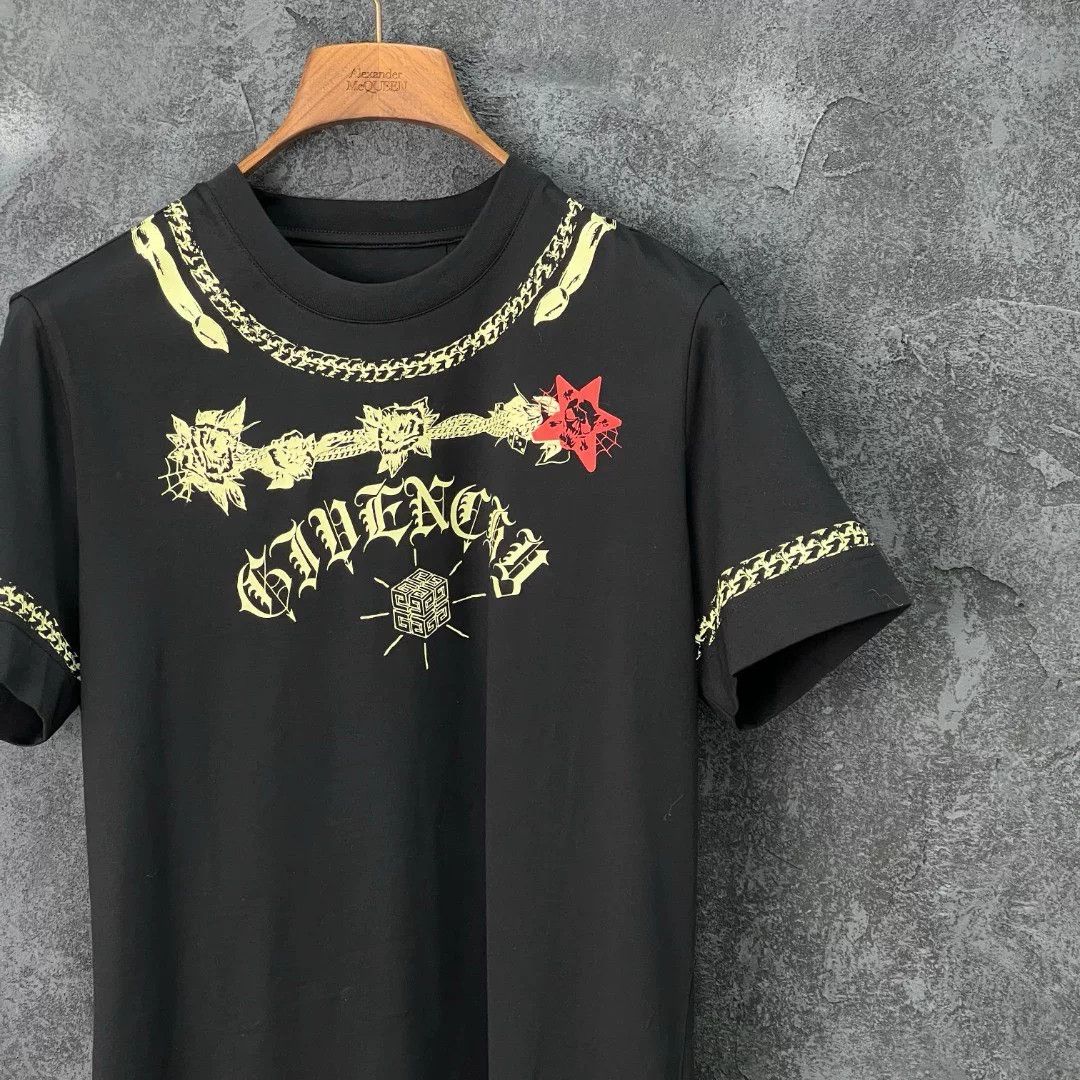 Givenchy Givenchy Casual Printed T-Shirt xs Men Size US XS / EU 42 / 0 - 3 Thumbnail