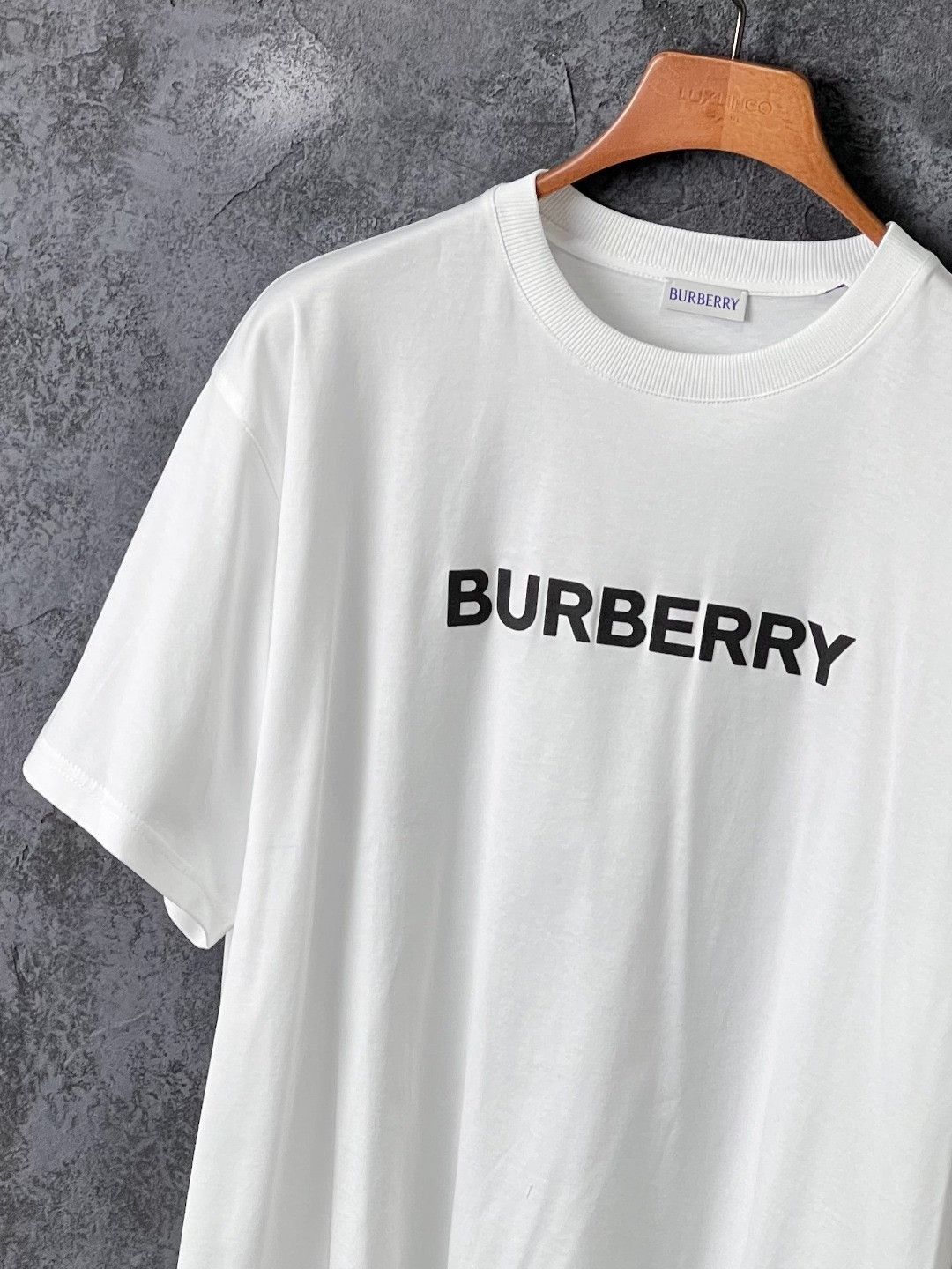 Burberry Burberry Cotton Printed T-Shirt m Men Size US M / EU 48-50 / 2 - 4 Thumbnail