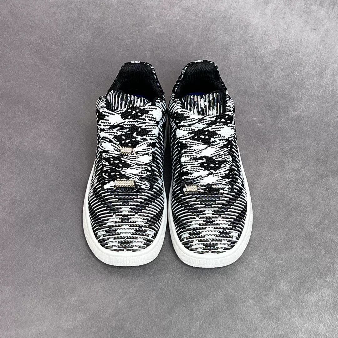 Burberry Burberry Casual Plaid Black Lowtop Sneakers 10 Men Size US 10 / EU 43 - 7 Thumbnail