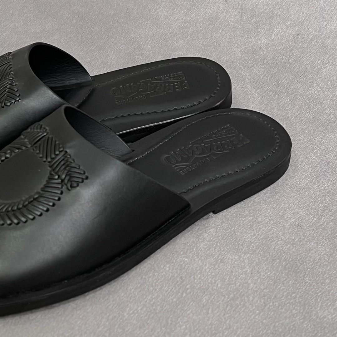 Salvatore Ferragamo Salvatore Ferragamo Casual Black Sandals 7 Men Size US 7 / EU 40 - 2 Thumbnail