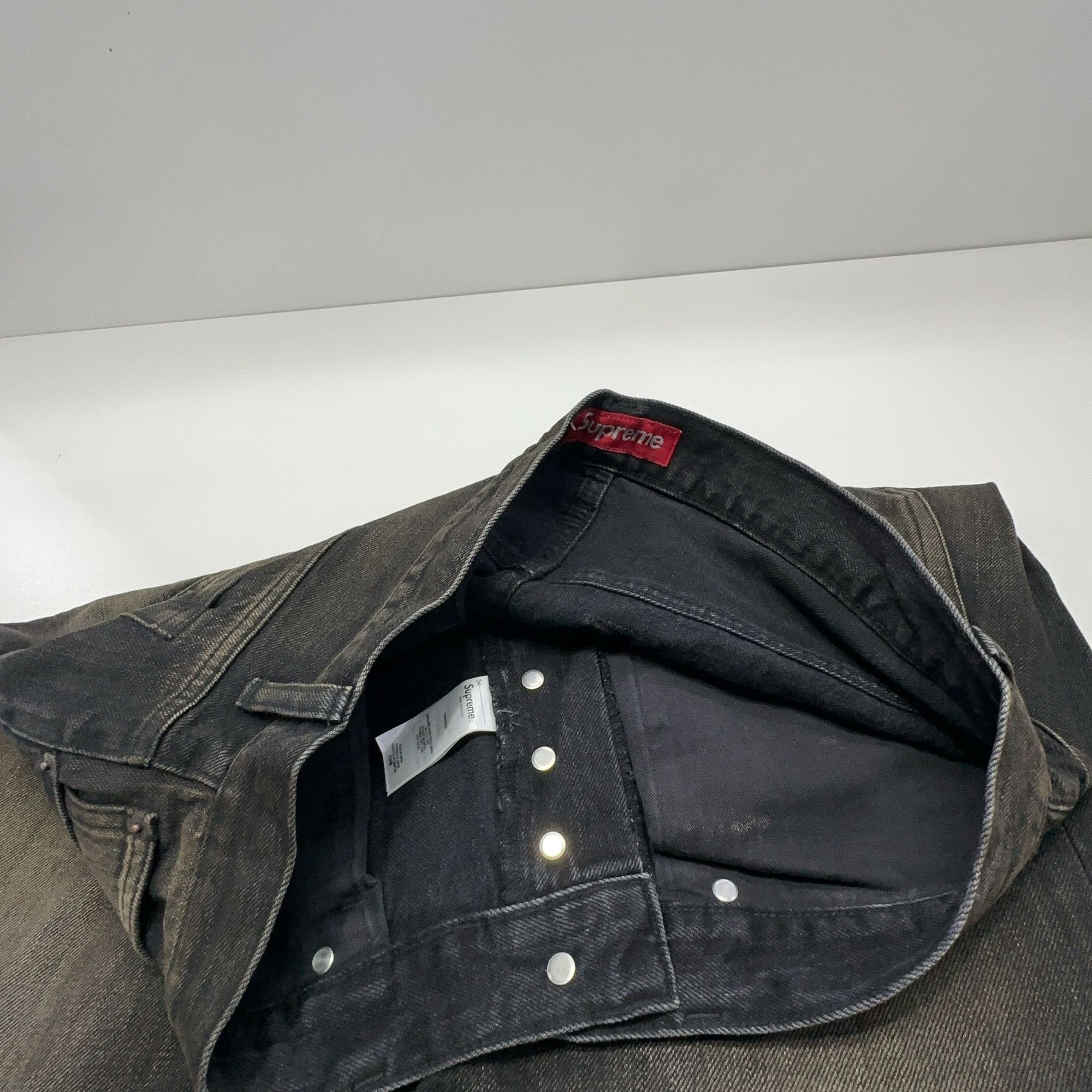 Supreme Supreme Distressed Selvedge Denim Jeans 30 Size US 30 / EU 46 - 6 Thumbnail