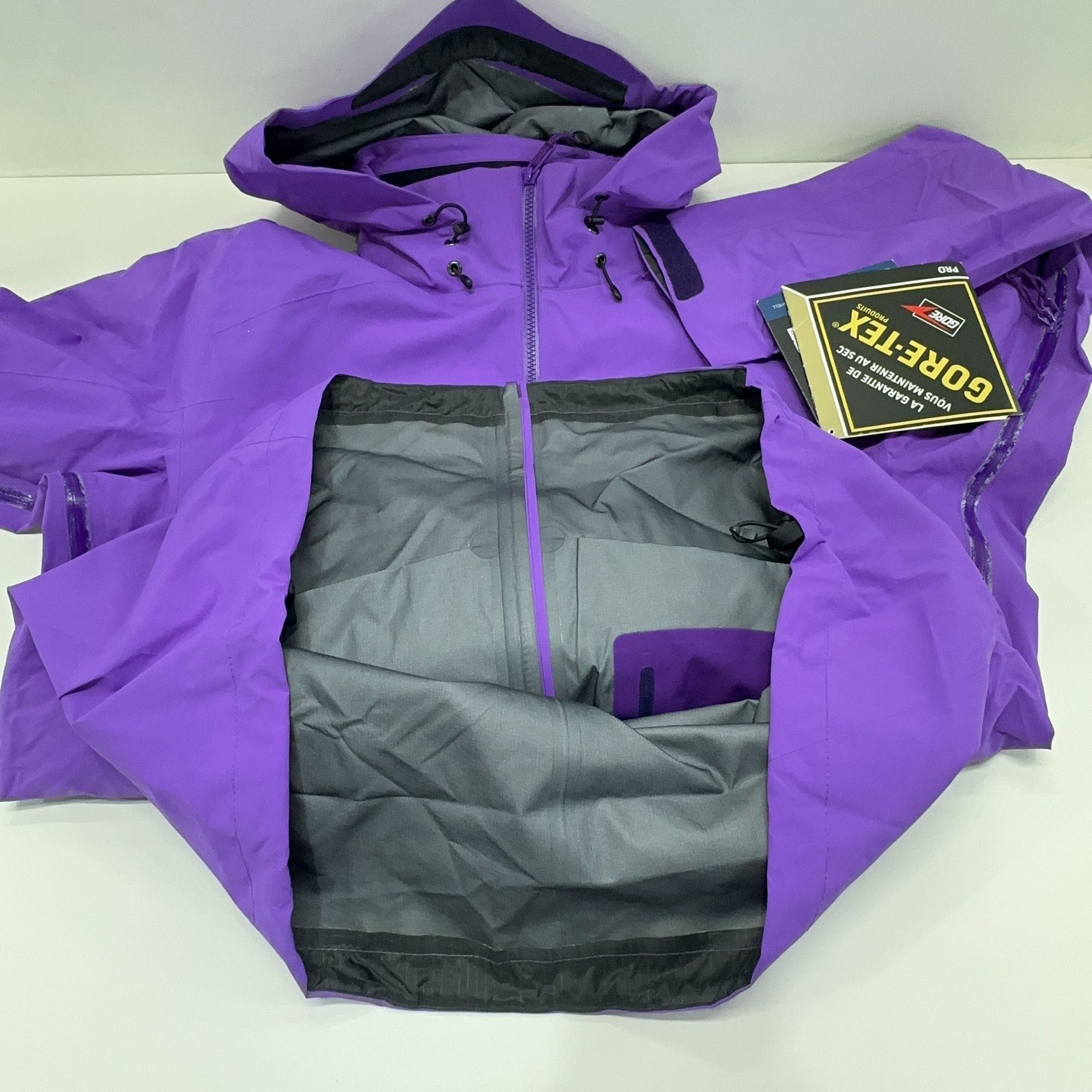 Arc'teryx Arc'teryx Purple Beta AR Jacket XL Size XL / US 12-14 / IT 48-50 - 11 Thumbnail