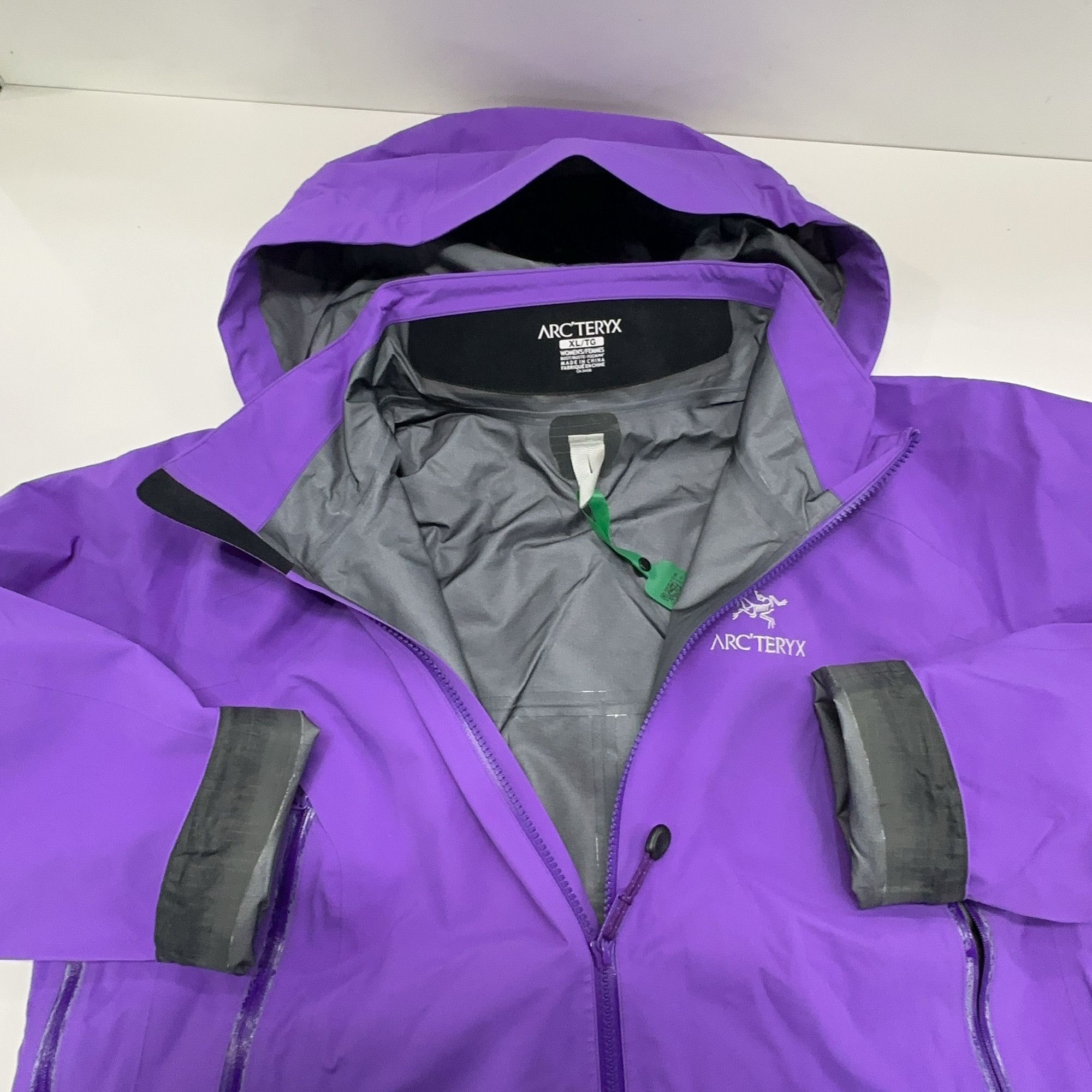 Arc'teryx Arc'teryx Purple Beta AR Jacket XL Size XL / US 12-14 / IT 48-50 - 8 Thumbnail